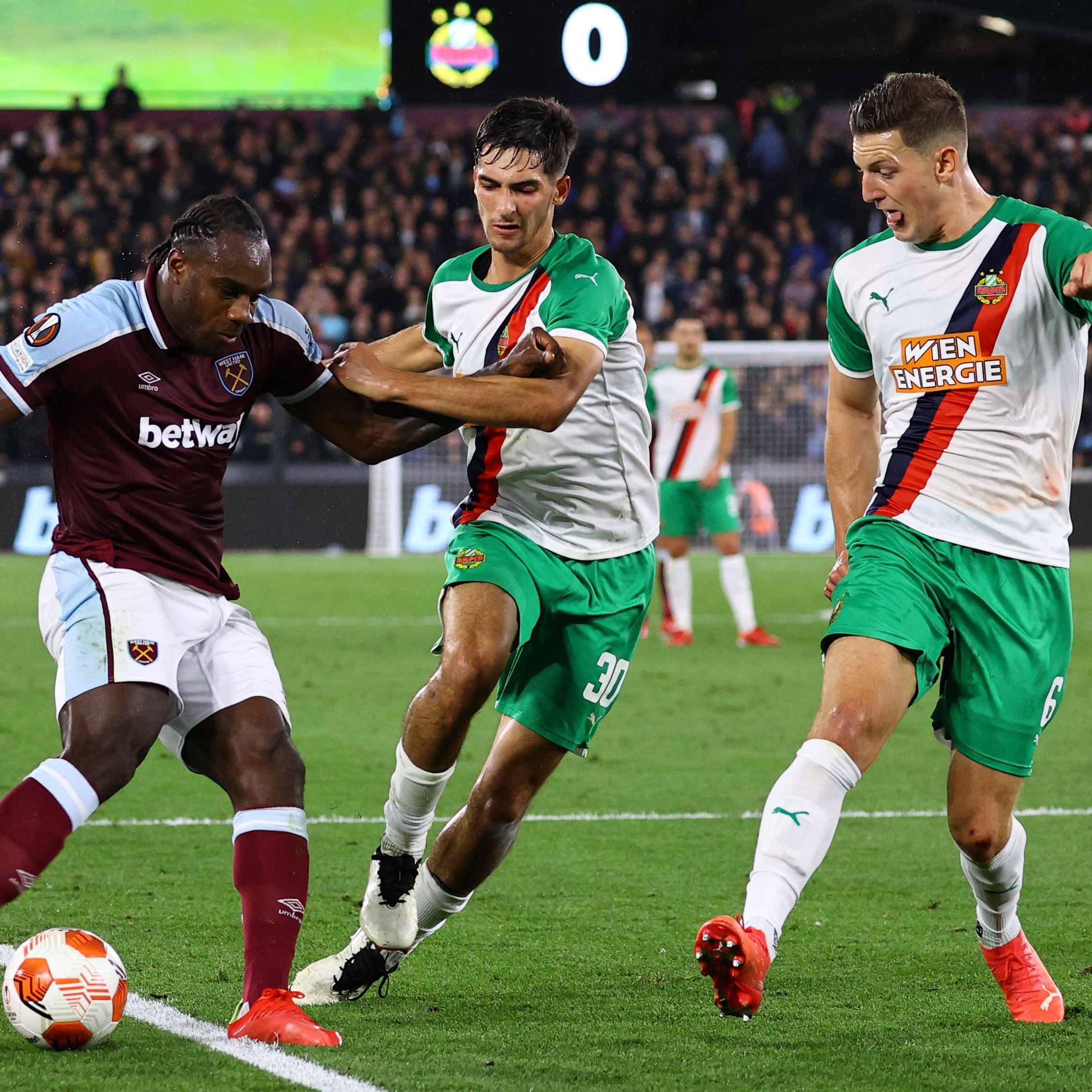 Das erste Spiel von Rapid gegen West Ham verloren die Hütteldorfer.