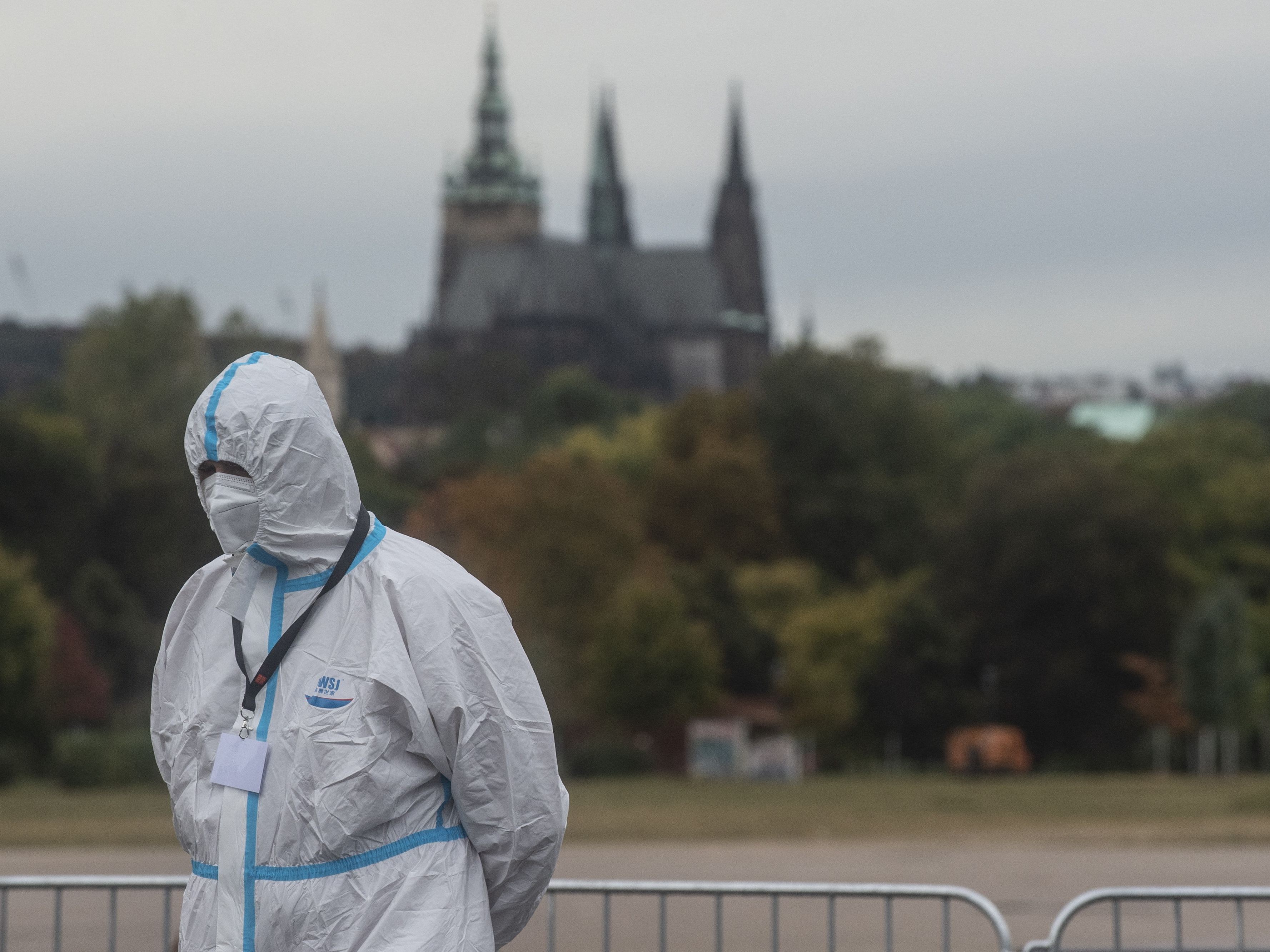 Tschechien will Impfgegner mit Schockkampagne überzeugen. Tschechien will Impfgegner mit Schockkampagne überzeugen.