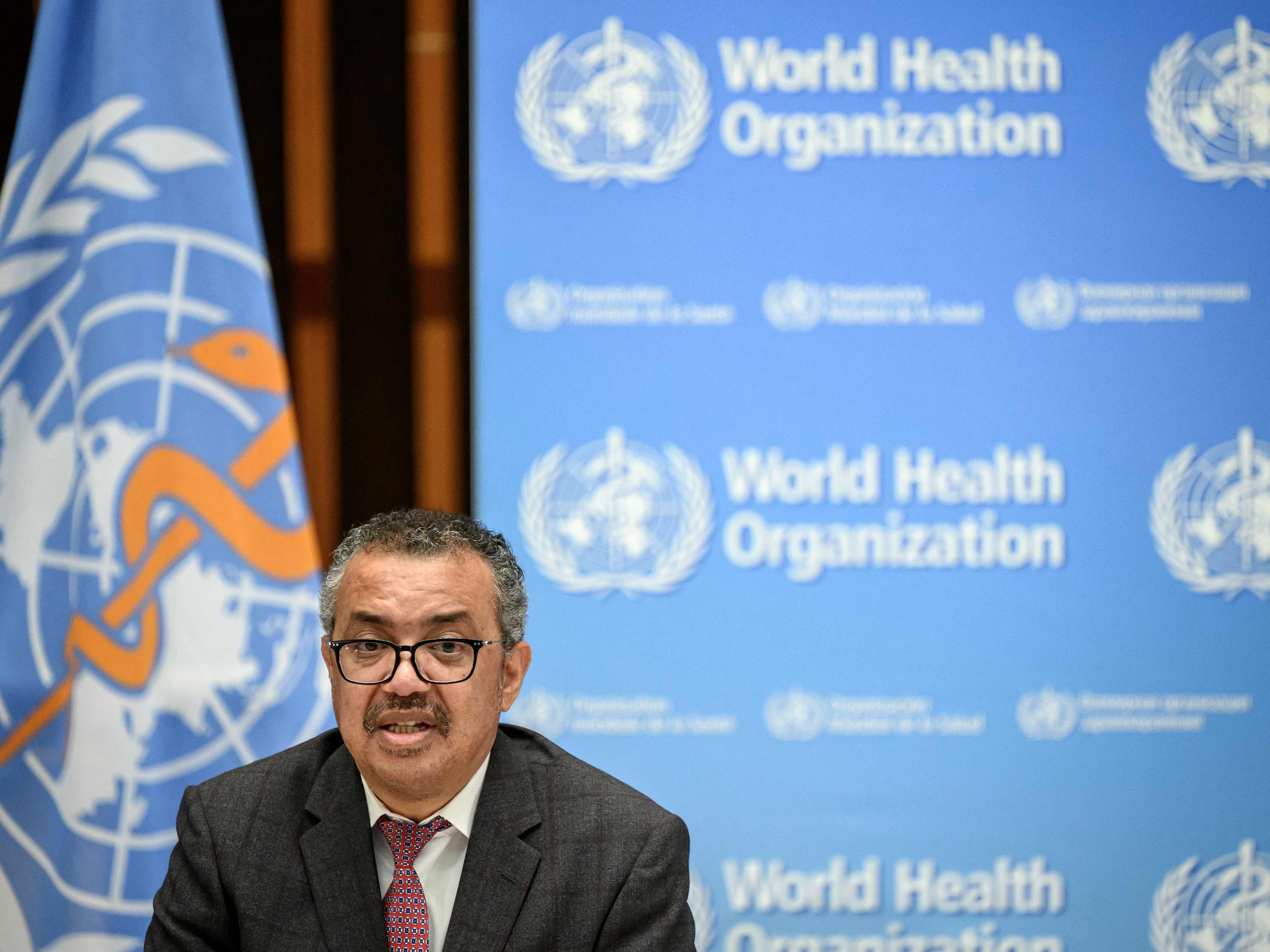 Tedros Adhanom Ghebreyesus informierte darüber, dass die WHO die Omikron-Variante "extrem ernst" nehme.