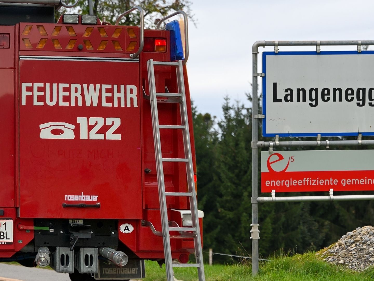 Ein aufmerksamer Zeuge alarmierte den Hausbesitzer. Ein aufmerksamer Zeuge alarmierte den Hausbesitzer.