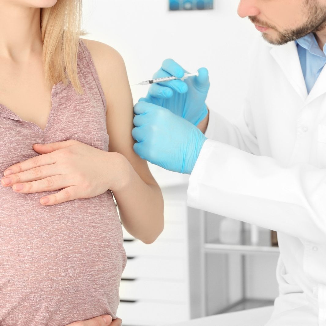 Am Mittwoch findet ein Webinar zum Thema Impfen in der Schwangerschaft und bei Kinderwunsch statt.