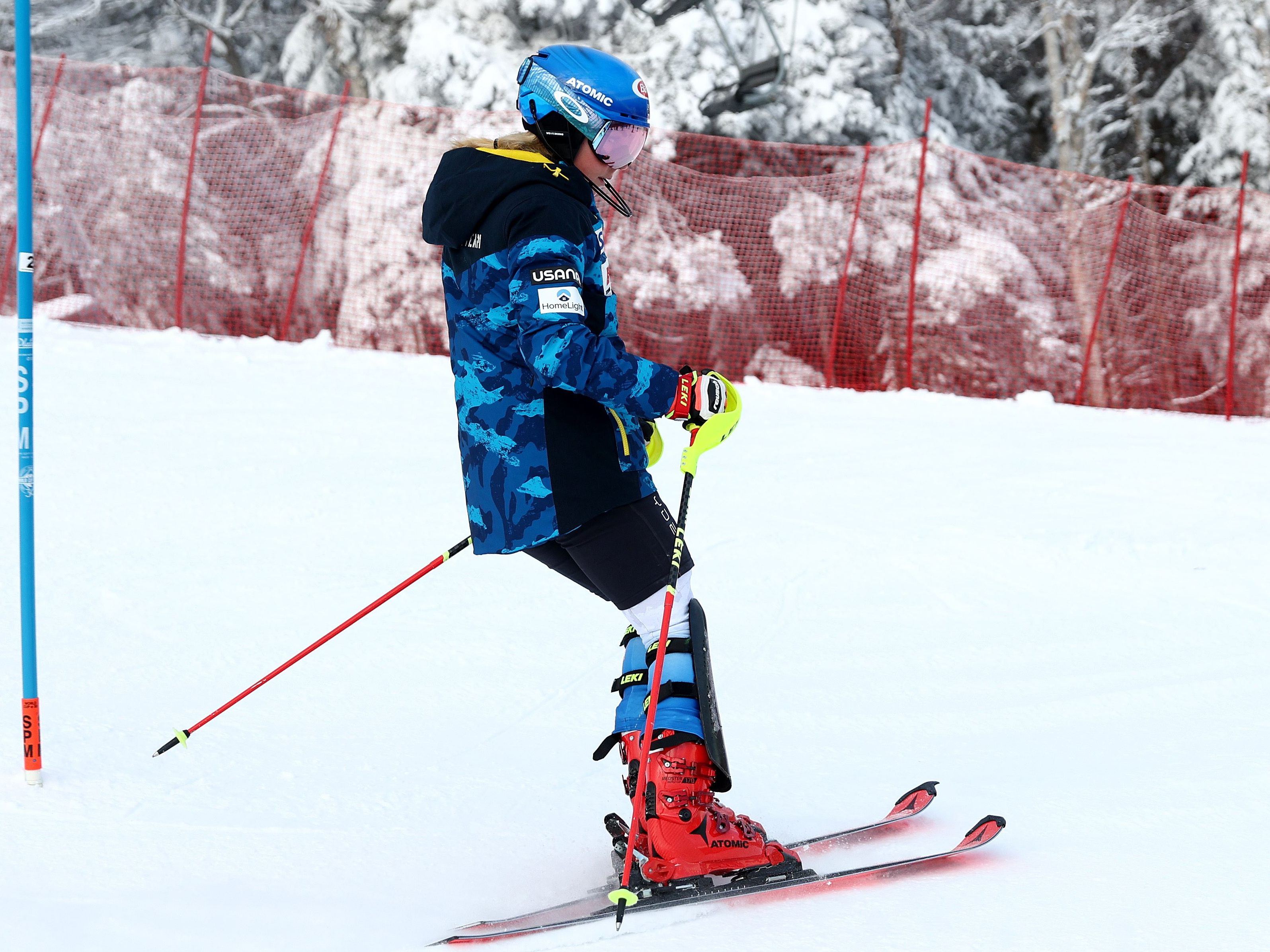 Mikaela Shiffrin bei der Besichtigung des Slalom-Kurses.