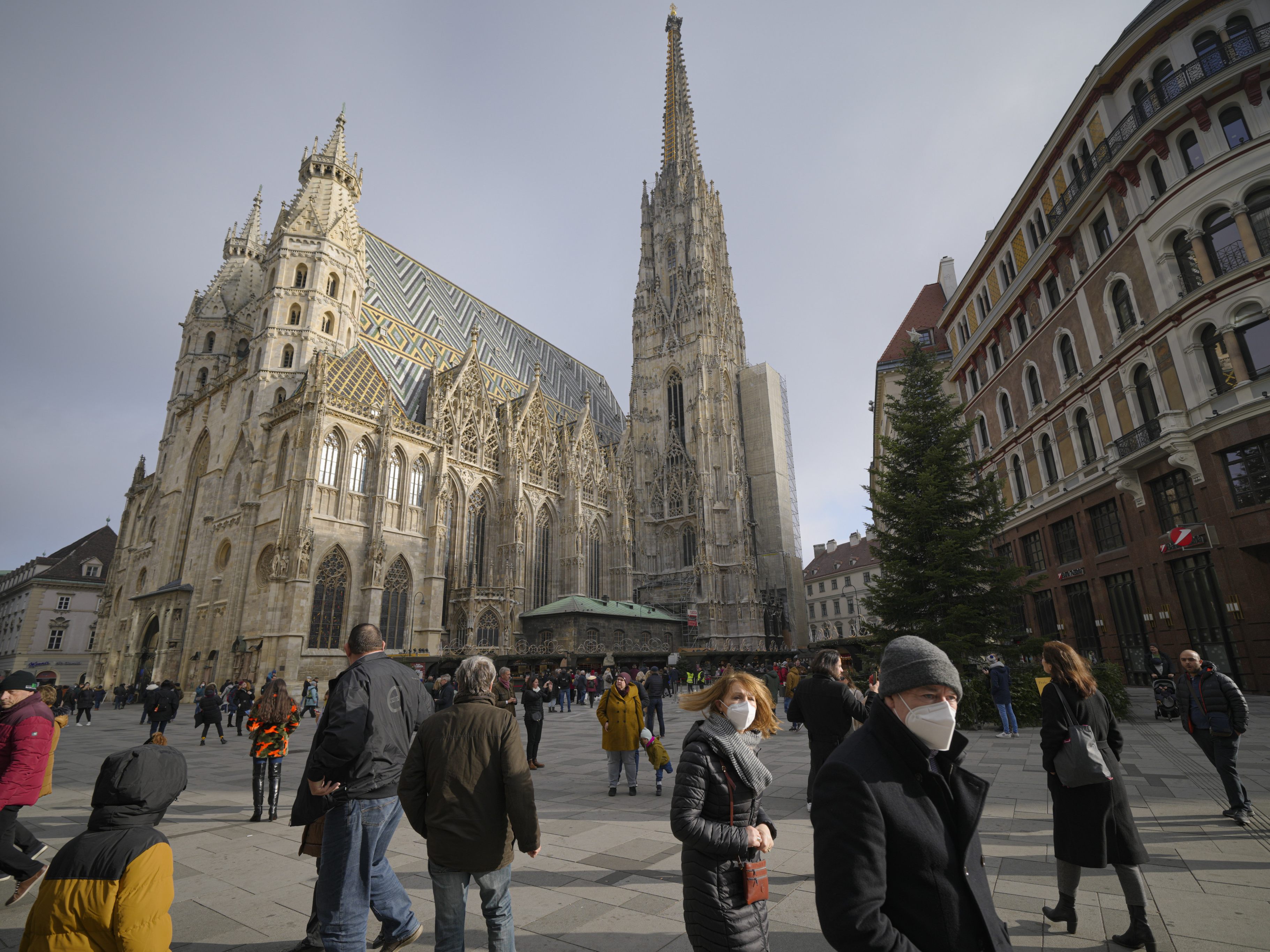 Zum ersten Mal seit zwei Wochen gibt es weinger als 10.000 Neuinfektionen.