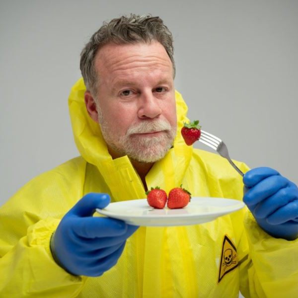 enke von Wilmsdorff nimmt in seiner neuen Sendung auch vermeintlich gesundes Obst unter die Lupe