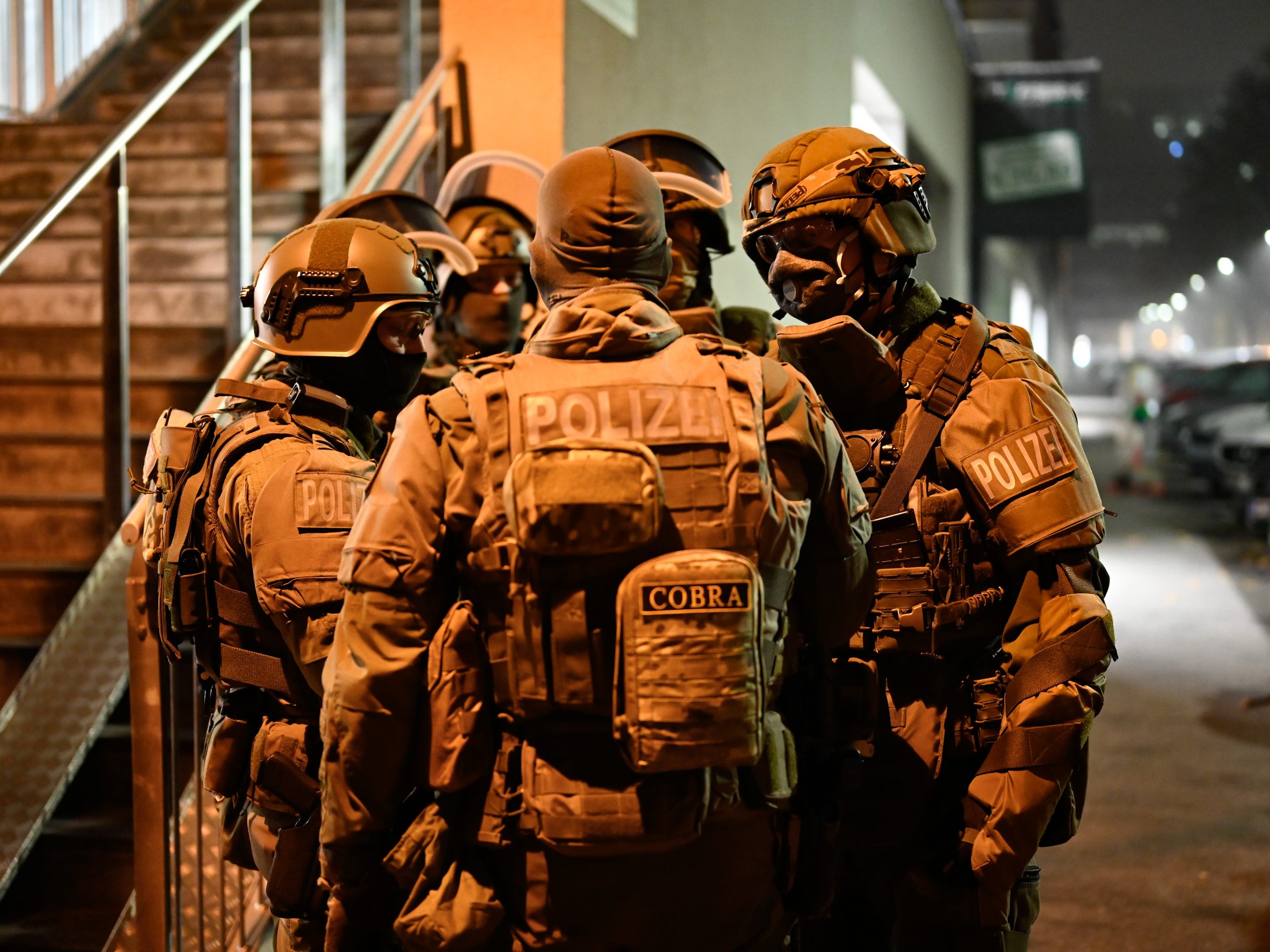 Bei der Operation Luxor wurden dutzende Wohnungen durchsucht. Bei der Operation Luxor wurden dutzende Wohnungen durchsucht.