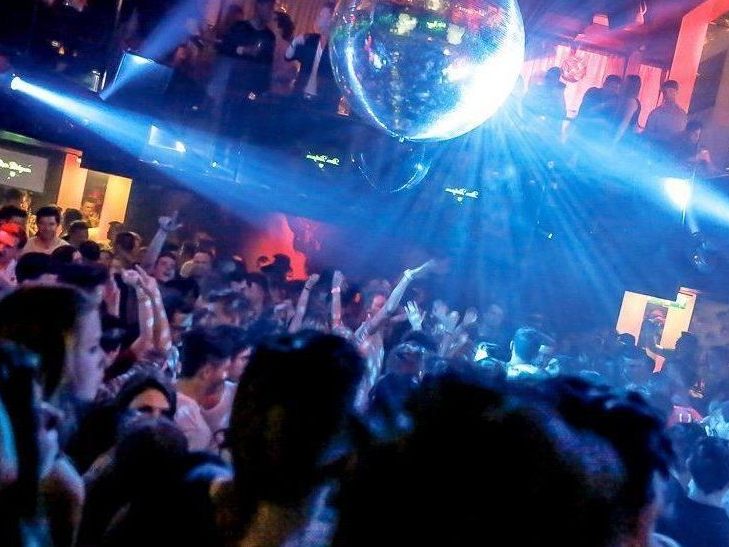 Die Nachtgastronomie in Wien kann der 2G+-Regel entgegenblicken. Die Nachtgastronomie in Wien kann der 2G+-Regel entgegenblicken.