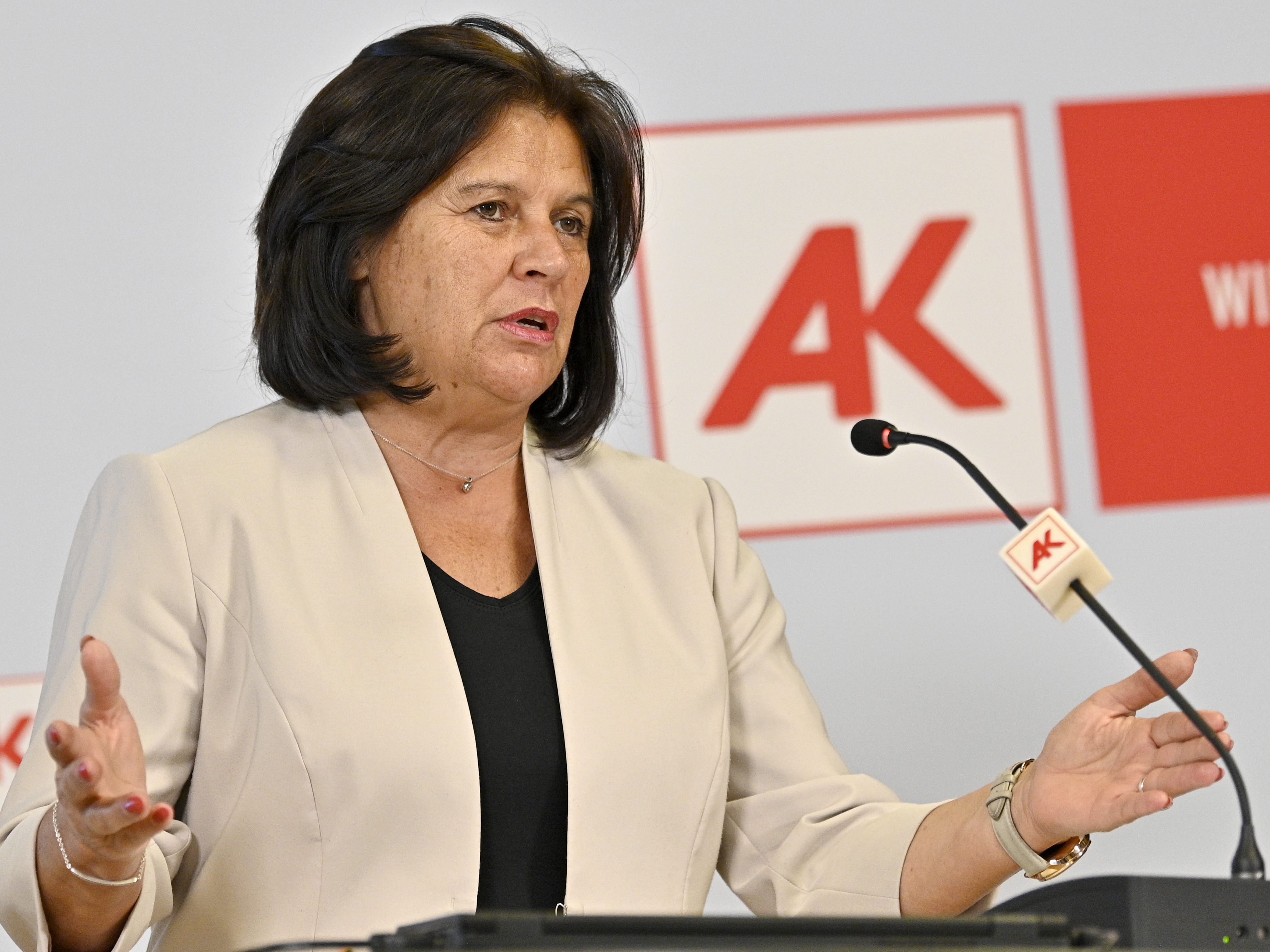 Arbeiterkammer-Präsidentin Renate Anderl spricht sich für eine Impfpflicht aus.