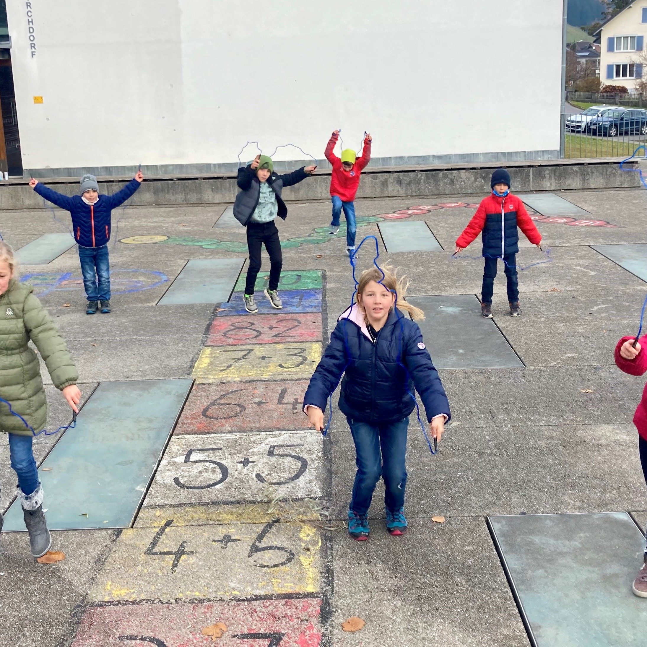 VS Göfis Kirchdorf steckt im Seilspringen Fieber.