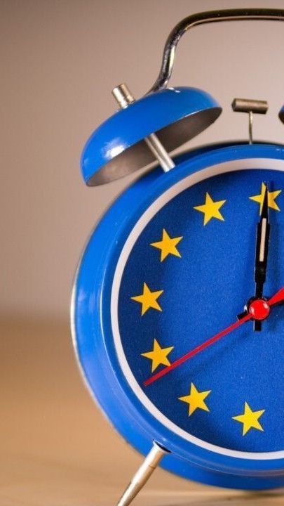 Zeitumstellung: Warum wird immer noch an der Uhr gedreht?