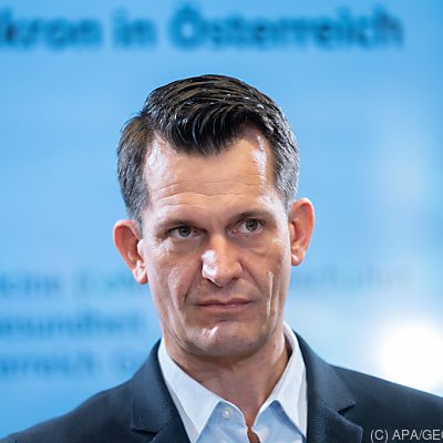 Mückstein kündigt wegen Omikron schärfere Einreisebestimmungen an