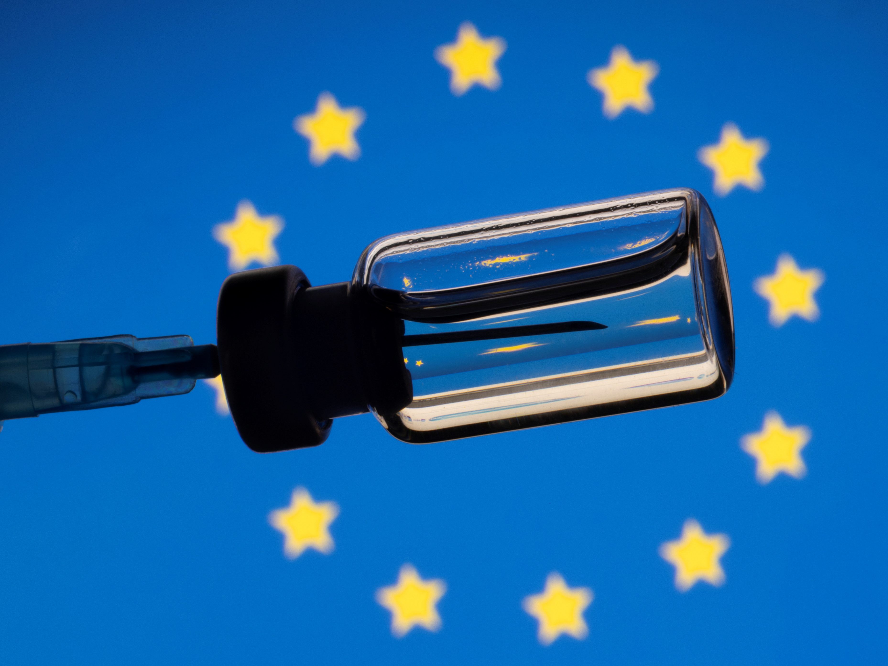 Von der Leyen: EU spendete mehr als 350 Millionen Impfdosen.