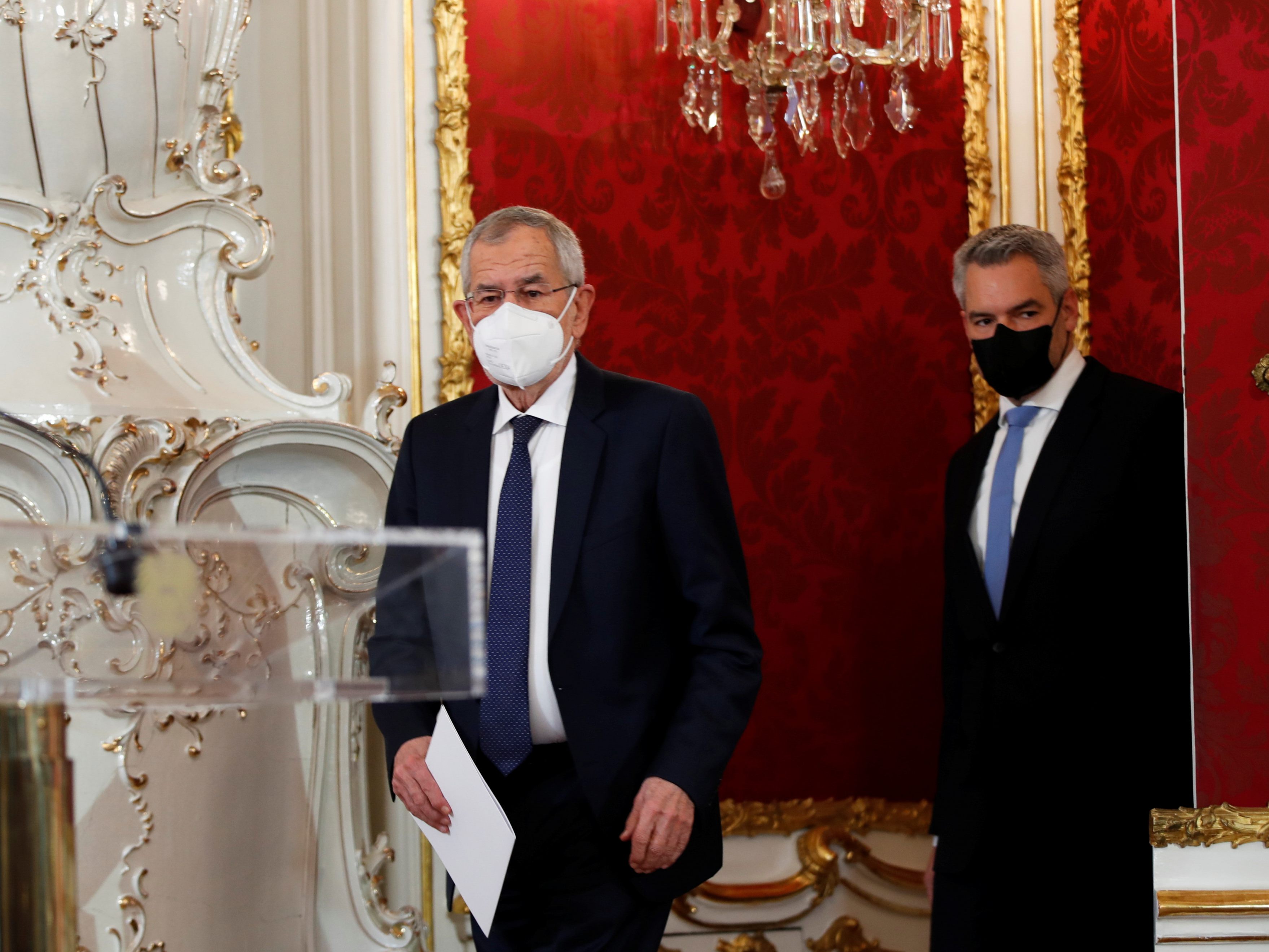 Ein Aufruf kommt von Alexander Van der Bellen. Ein Aufruf kommt von Alexander Van der Bellen.