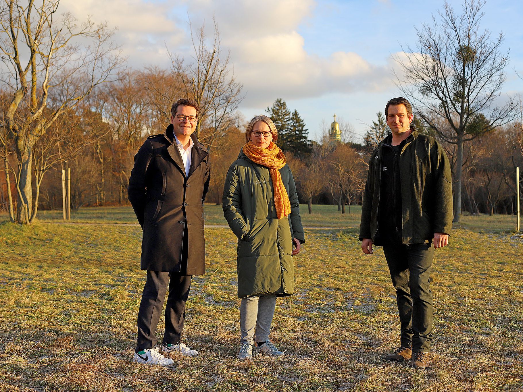 Steinhof-Fans Klimastadtrat Jürgen Czernohorszky, Bezirksvorsteherin Michaela Schüchner und Förster David Jandl, Revierleiter des Reviers Purkersdorf-Hadersdorf-Ottakring Steinhof-Fans Klimastadtrat Jürgen Czernohorszky, Bezirksvorsteherin Michaela Schüchner und Förster David Jandl, Revierleiter des Reviers Purkersdorf-Hadersdorf-Ottakring