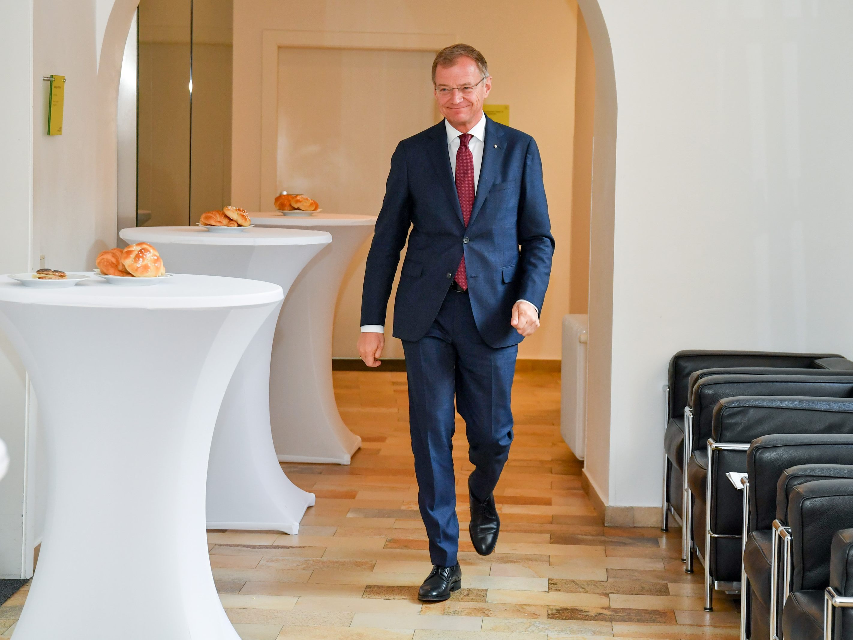 Thomas Stelzer ortet keine Möglichkeit einer vorzeitigen Öffnung. Thomas Stelzer ortet keine Möglichkeit einer vorzeitigen Öffnung.
