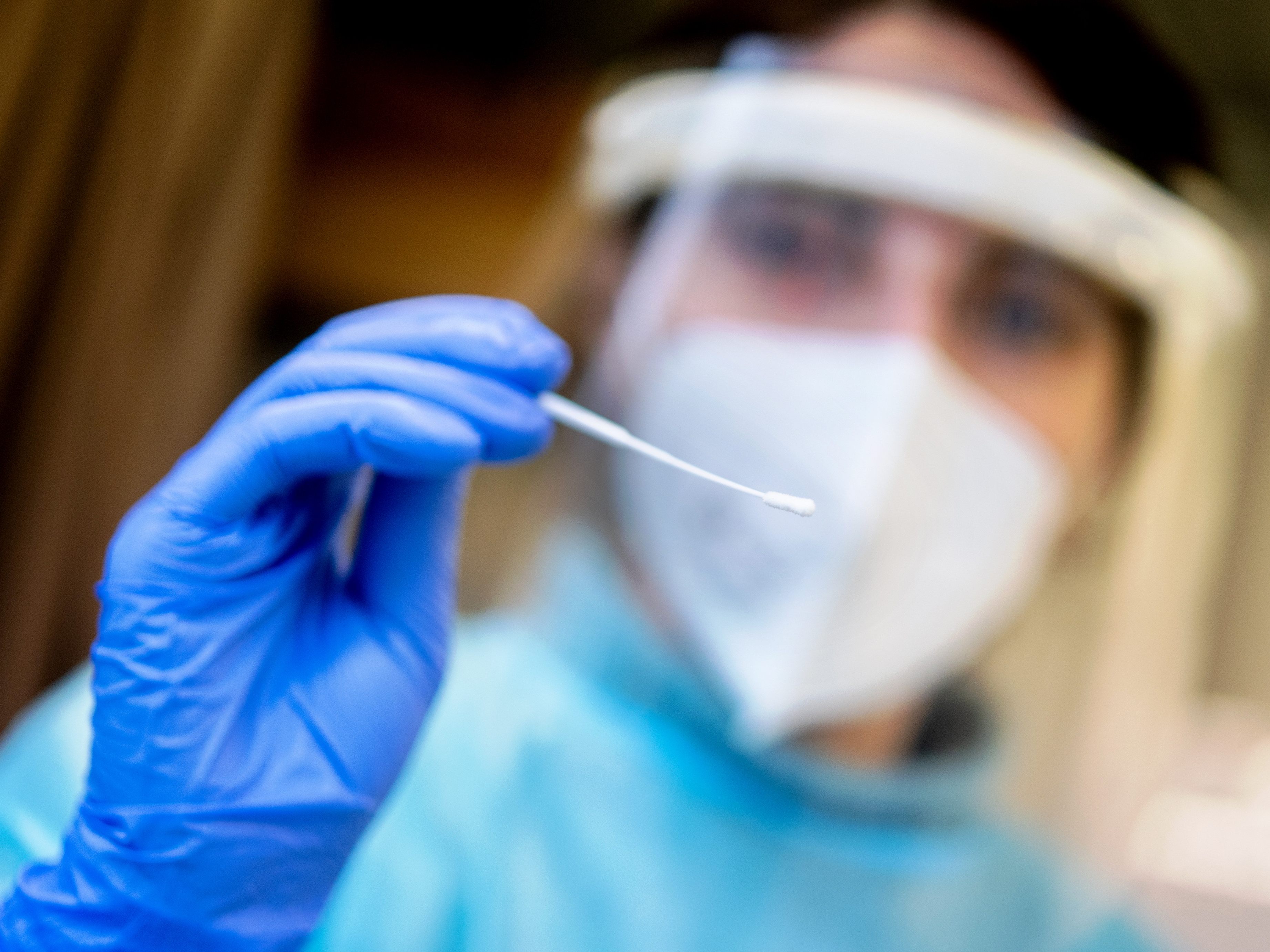 Für Omikron-Verdachtsfälle gelten strengere Quarantände-Regeln. Für Omikron-Verdachtsfälle gelten strengere Quarantände-Regeln.