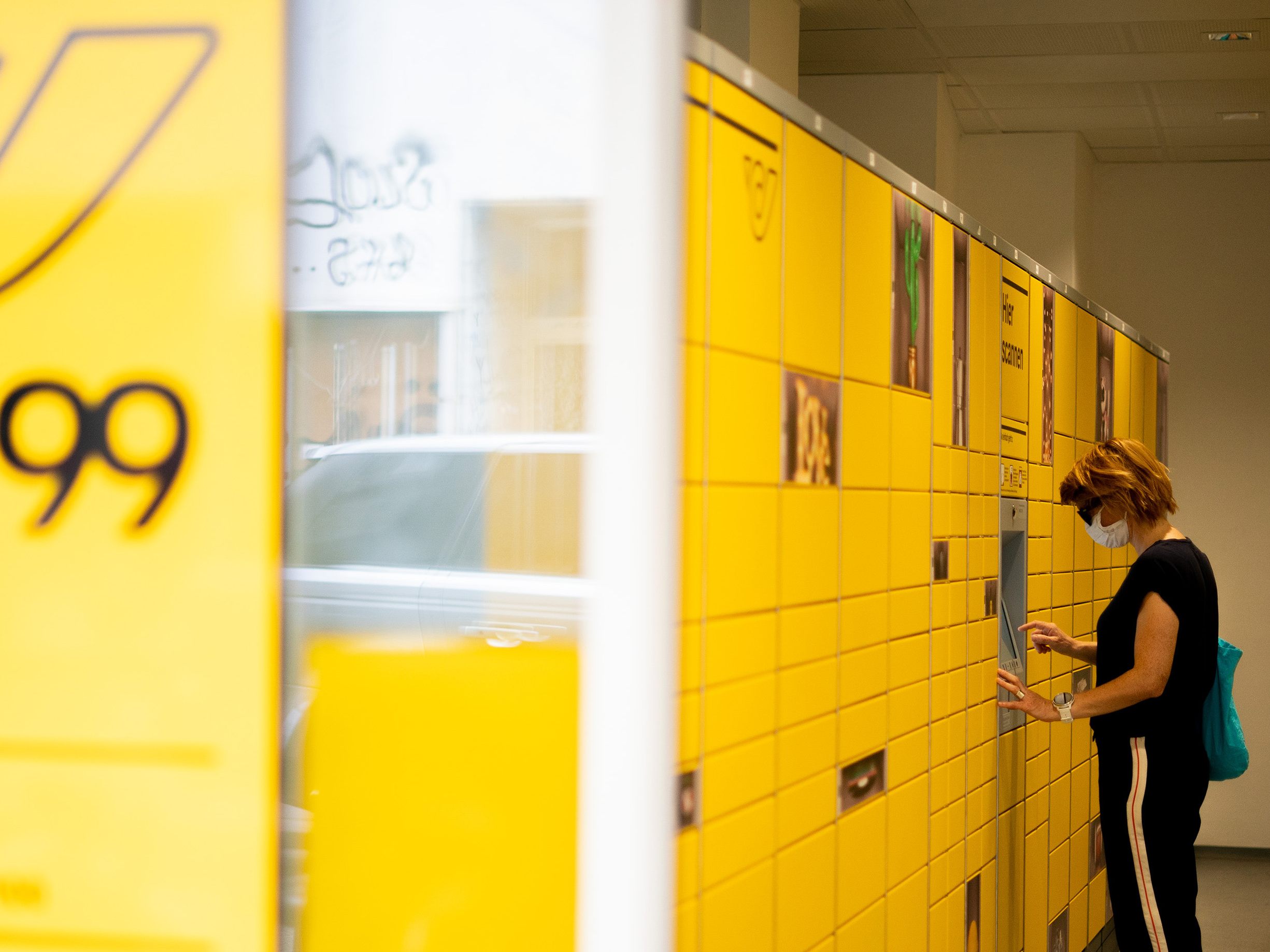 Der Festgenommene brach in einer Postfiliale mehrere Postboxen auf. Der Festgenommene brach in einer Postfiliale mehrere Postboxen auf.