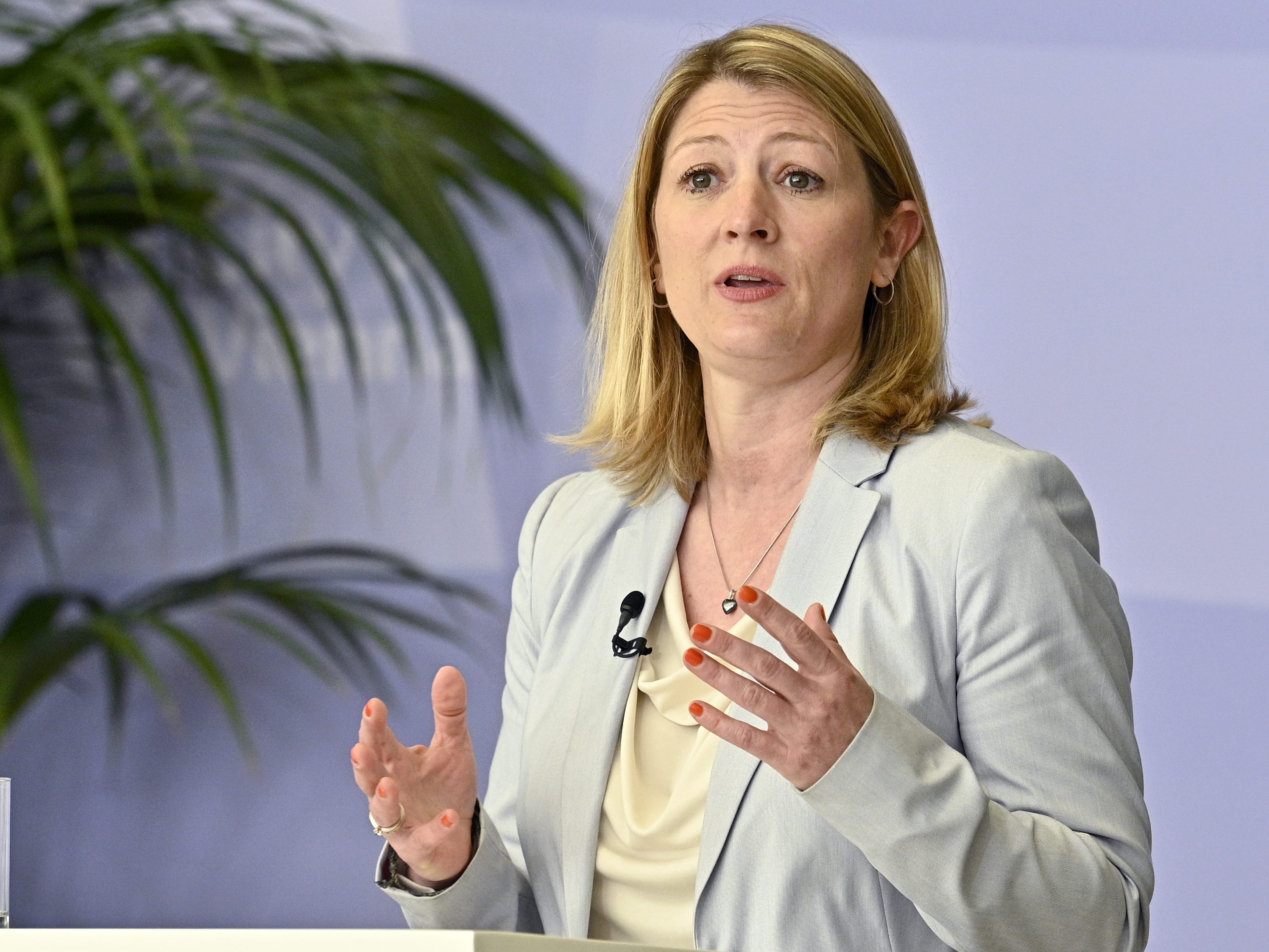 Lobau-Autobahn: Bettina Emmerling ortet eine "richtige Entscheidung". Lobau-Autobahn: Bettina Emmerling ortet eine "richtige Entscheidung".