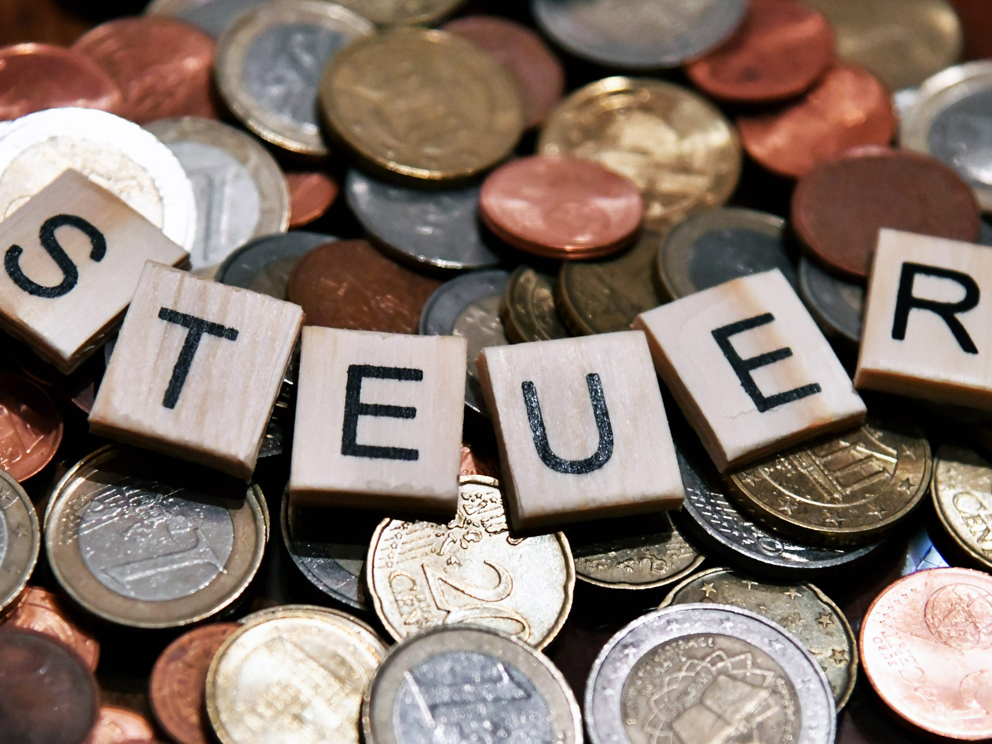 Rechnungshof und Sozialversicherungsträger kritisieren die Steuerreform. Rechnungshof und Sozialversicherungsträger kritisieren die Steuerreform.