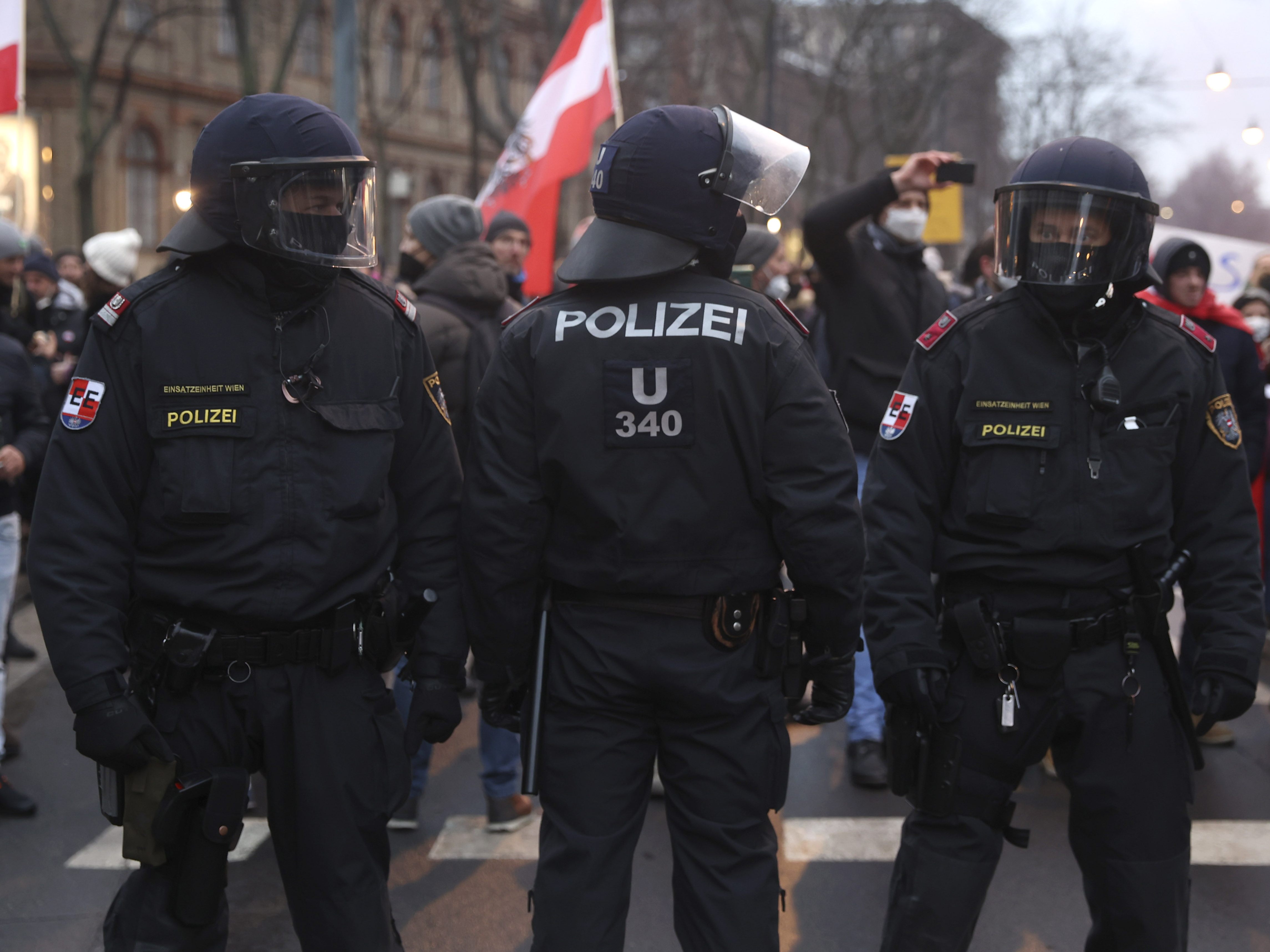 Mehrere Corona-Demos am Samstag in Wien geplant. Mehrere Corona-Demos am Samstag in Wien geplant.