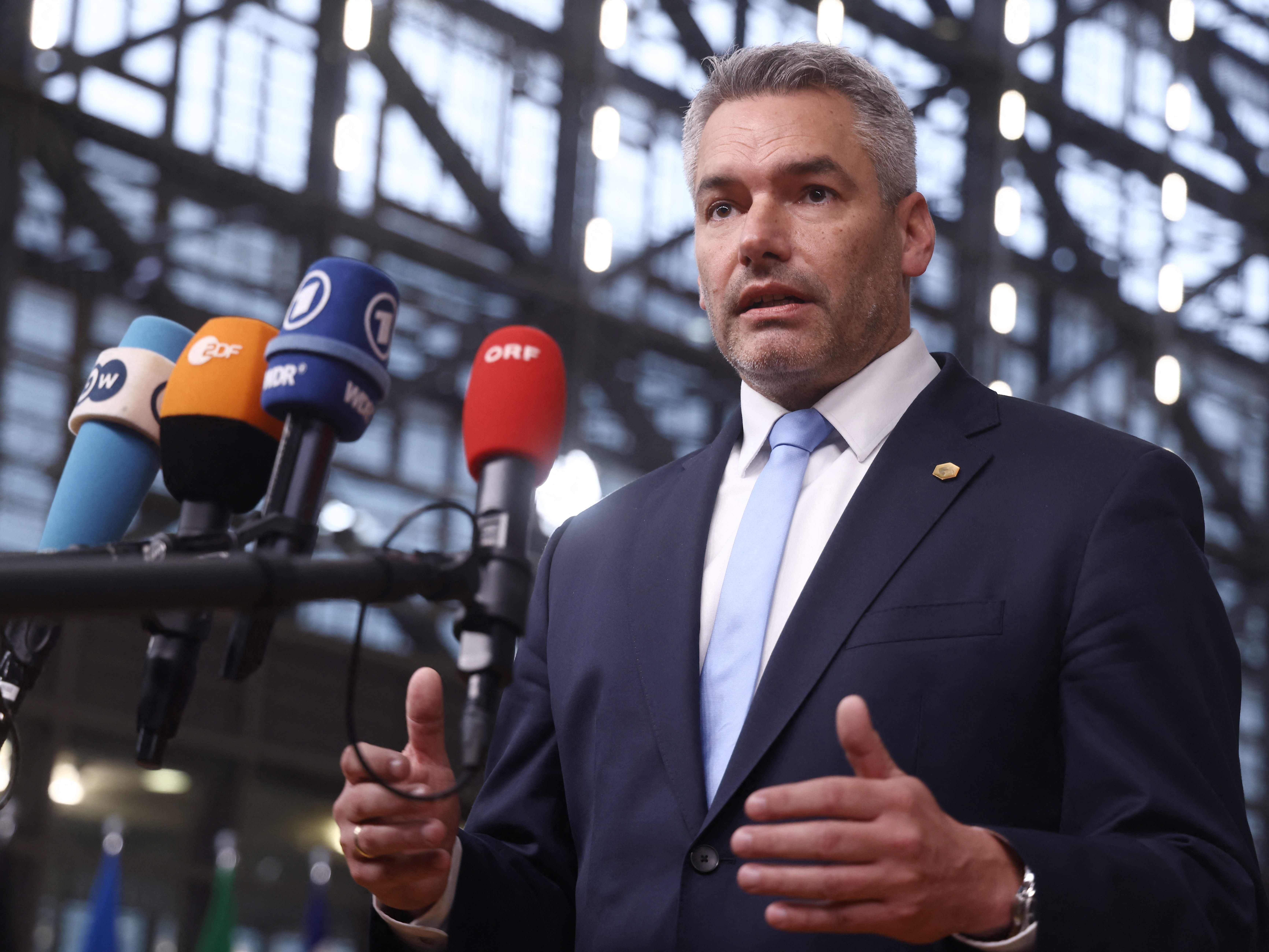 Bundeskanzler erstmals bei Treffen der EU-Staats- und Regierungschefs in Brüssel. Bundeskanzler erstmals bei Treffen der EU-Staats- und Regierungschefs in Brüssel.