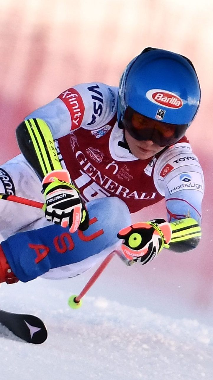 Die Ski-Damen starten am Dienstag in Courchevel.