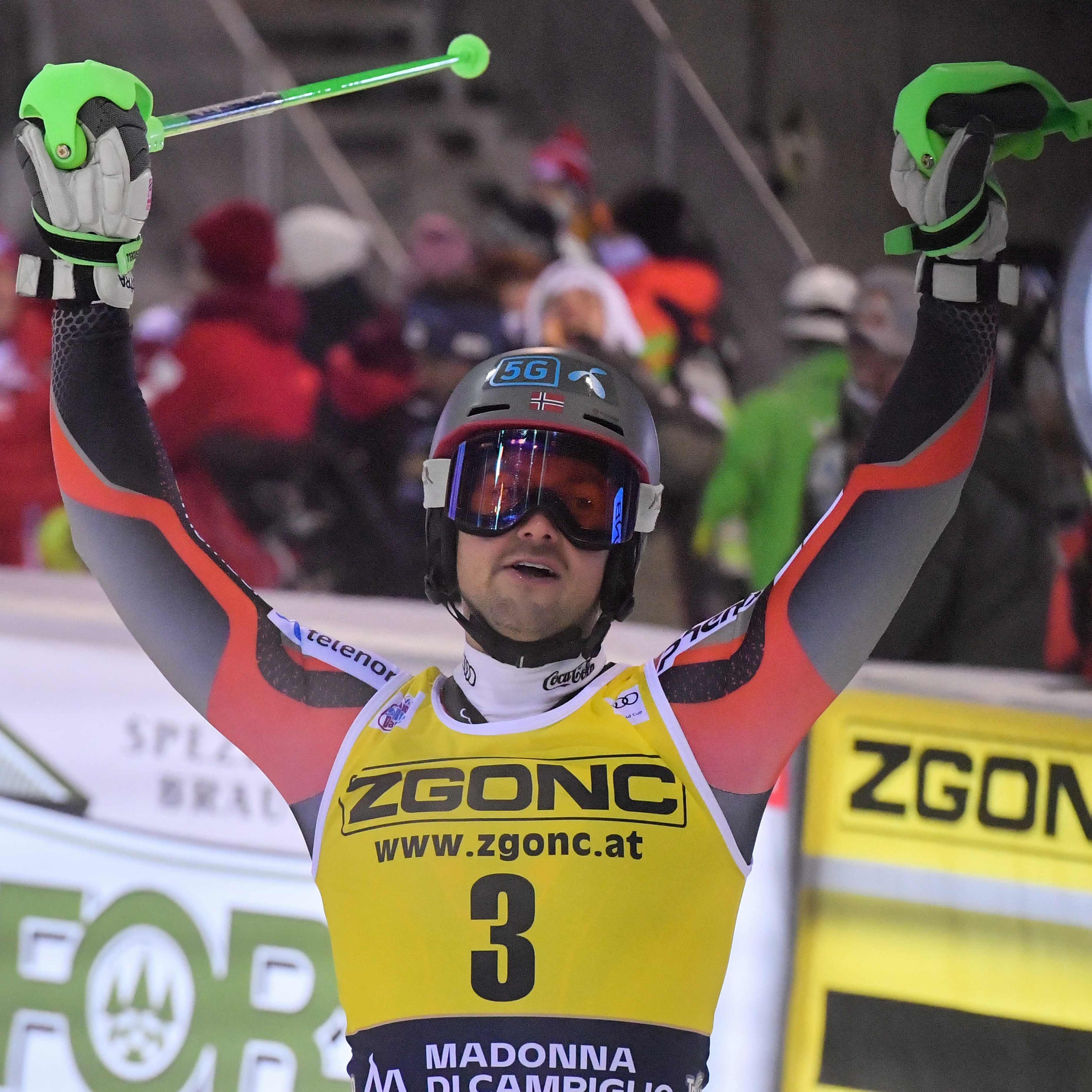 Sebastian Foss-Solevaag jubelte in Madonna über seinen zweiten Weltcupsieg.