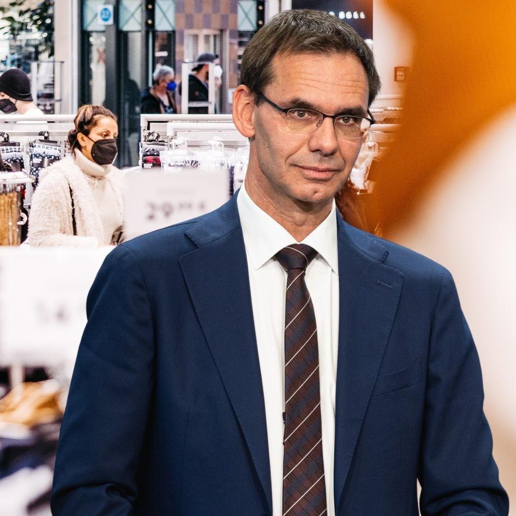 LH Markus Wallner erklärt im Gespräch mit VOL.AT, wie die Maßnahmen für Vorarlberg aussehen.