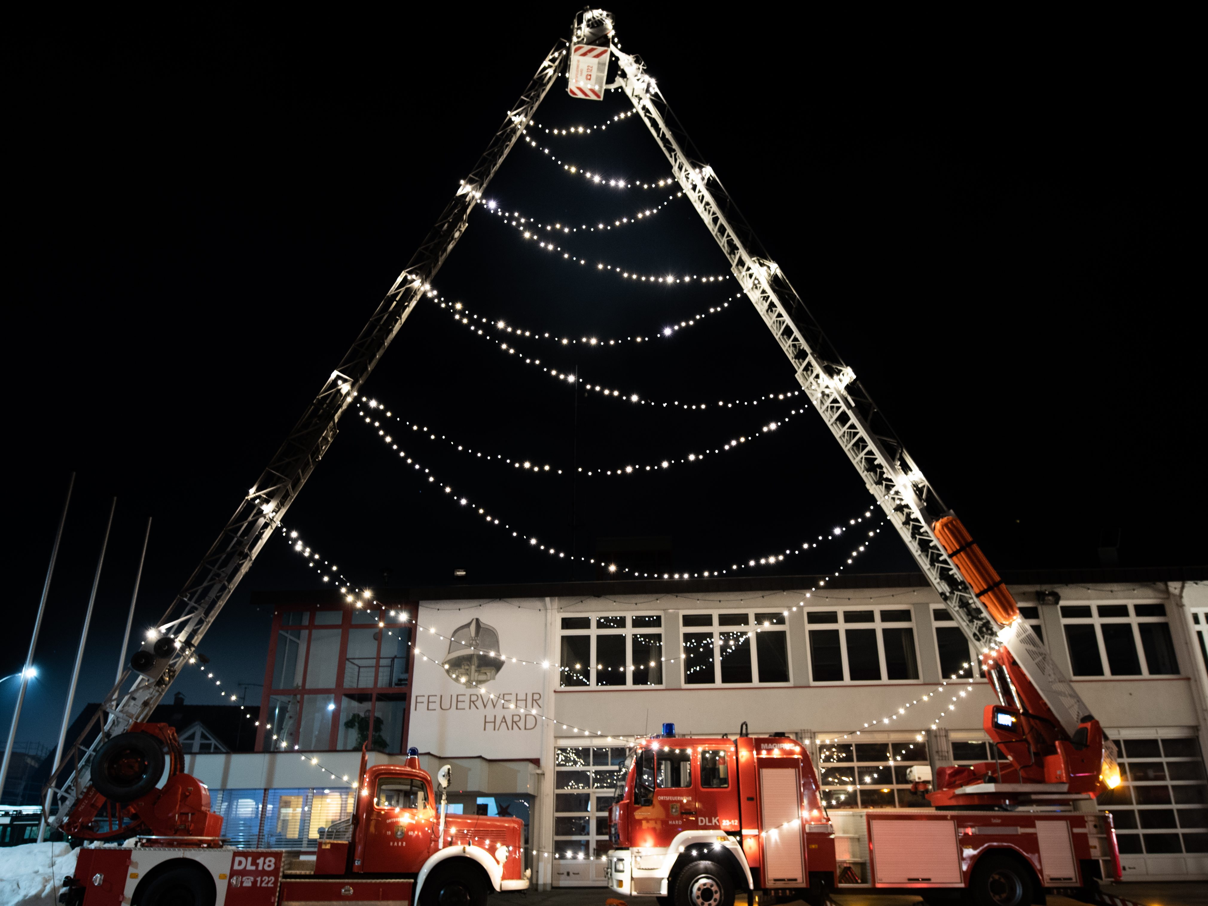 18 Meter hohe Feuerwehrtanne :))