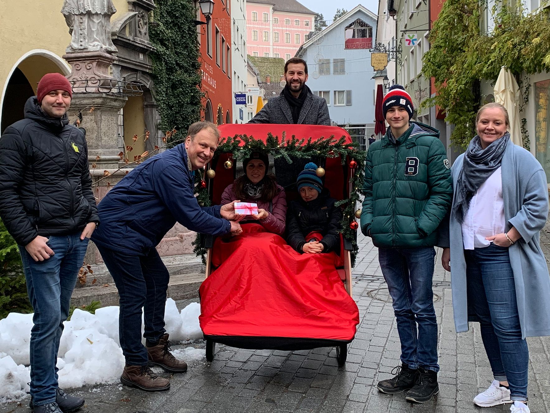 Weihnachtlicher Shoppingtag mit Bürgermeister Simon Tschann.