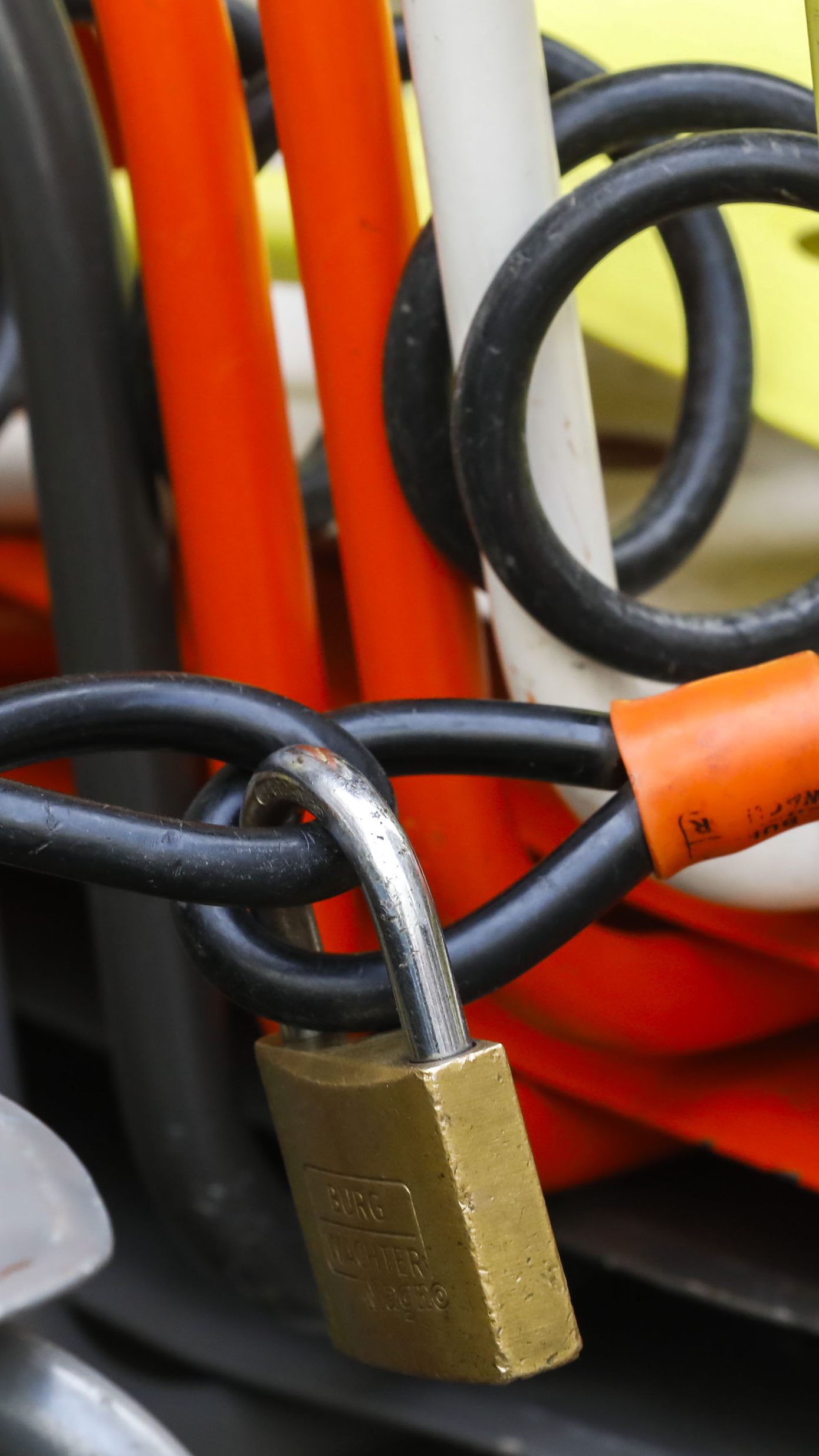 Die Kosten für den Lockdown belaufen sich wöchentlich auf fast eine Milliarde Euro.