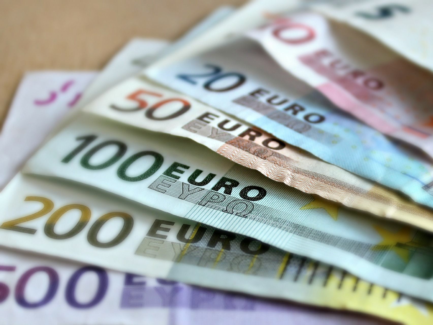 Über 1.100 Unternehmen mussten ihre Anträge für Corona-Hilfen bisher korrigieren. Über 1.100 Unternehmen mussten ihre Anträge für Corona-Hilfen bisher korrigieren.