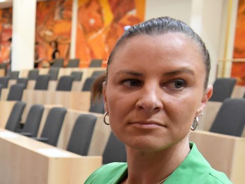 Oberlandesgericht gibt Katharina Nehammer Recht. Oberlandesgericht gibt Katharina Nehammer Recht.