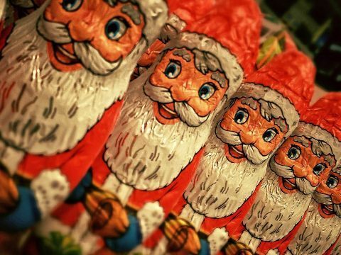 Süßwarenhändler haben trotz Lockdowns geöffnet - das Geschäft mit Schoko-Nikolos und Co. boomt Süßwarenhändler haben trotz Lockdowns geöffnet - das Geschäft mit Schoko-Nikolos und Co. boomt