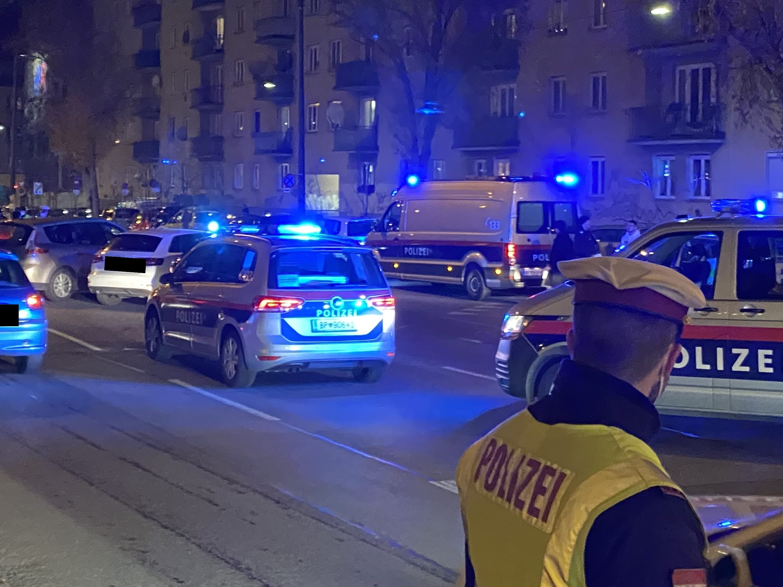 Führerscheinabnahmen und Anzeigen nach Covid-Verordnung in Wien. Führerscheinabnahmen und Anzeigen nach Covid-Verordnung in Wien.