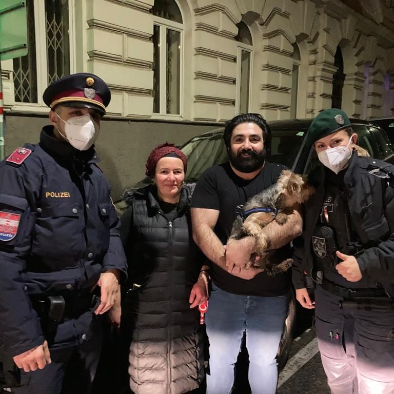 Mit Hilfe der Polizei konnte ein frei laufender Hund wieder eingefangen werden