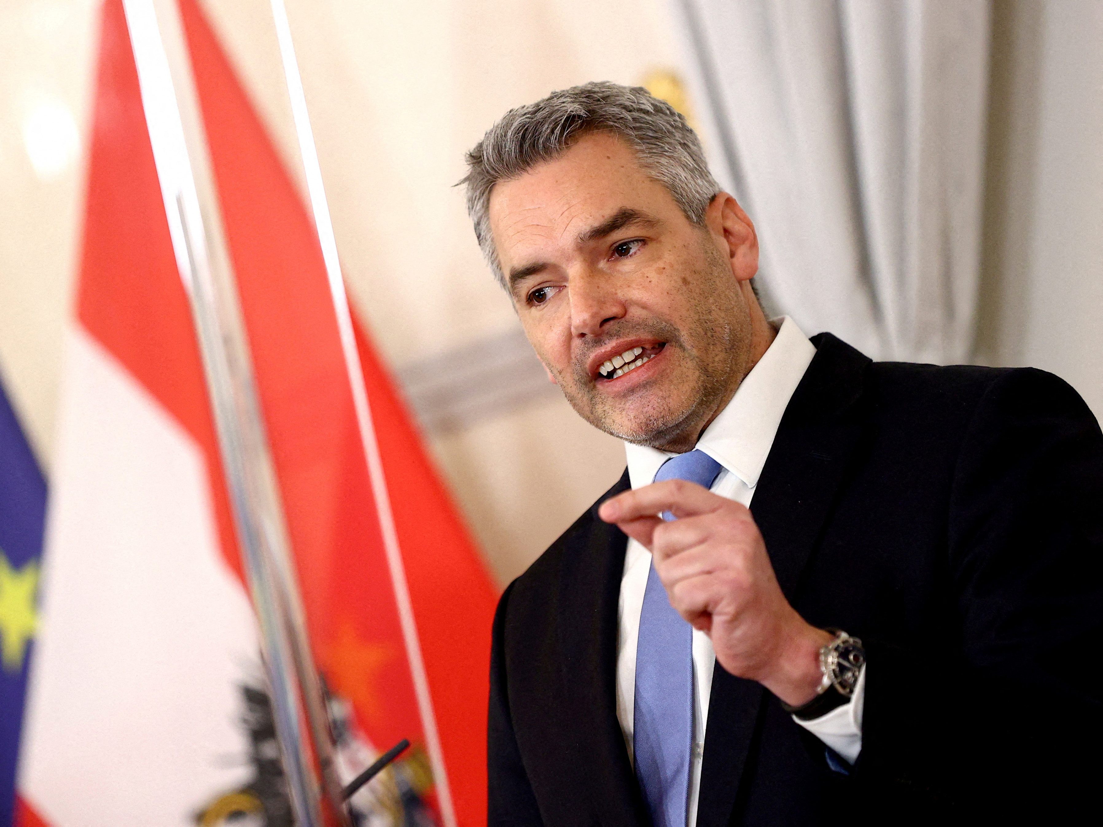 Nehammer sieht kein baldiges Ende der Corona-Pandemie. Nehammer sieht kein baldiges Ende der Corona-Pandemie.