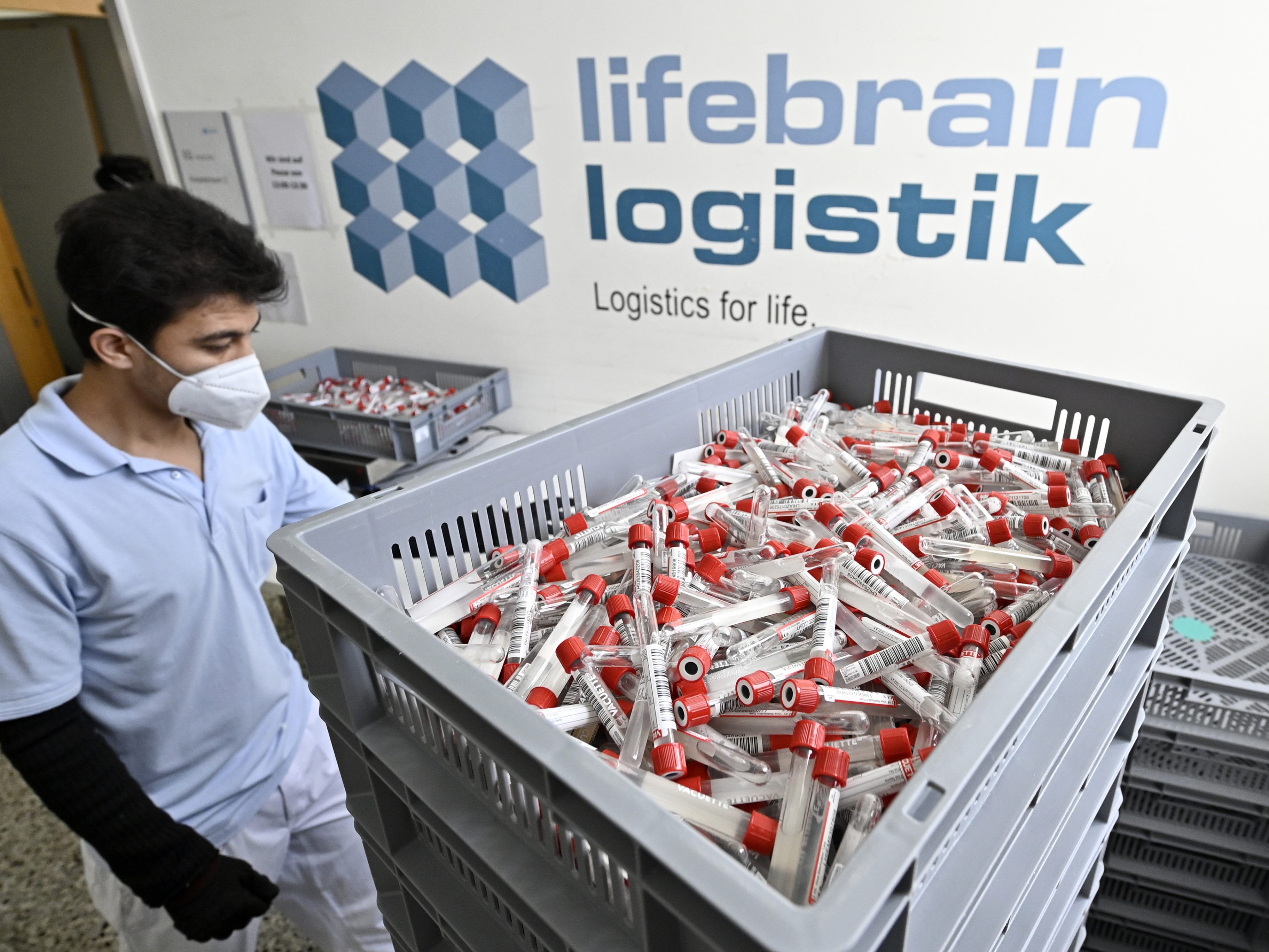 Gurgeltest-Anbieter Lifebrain baut Wien-Kapazitäten aus. Gurgeltest-Anbieter Lifebrain baut Wien-Kapazitäten aus.