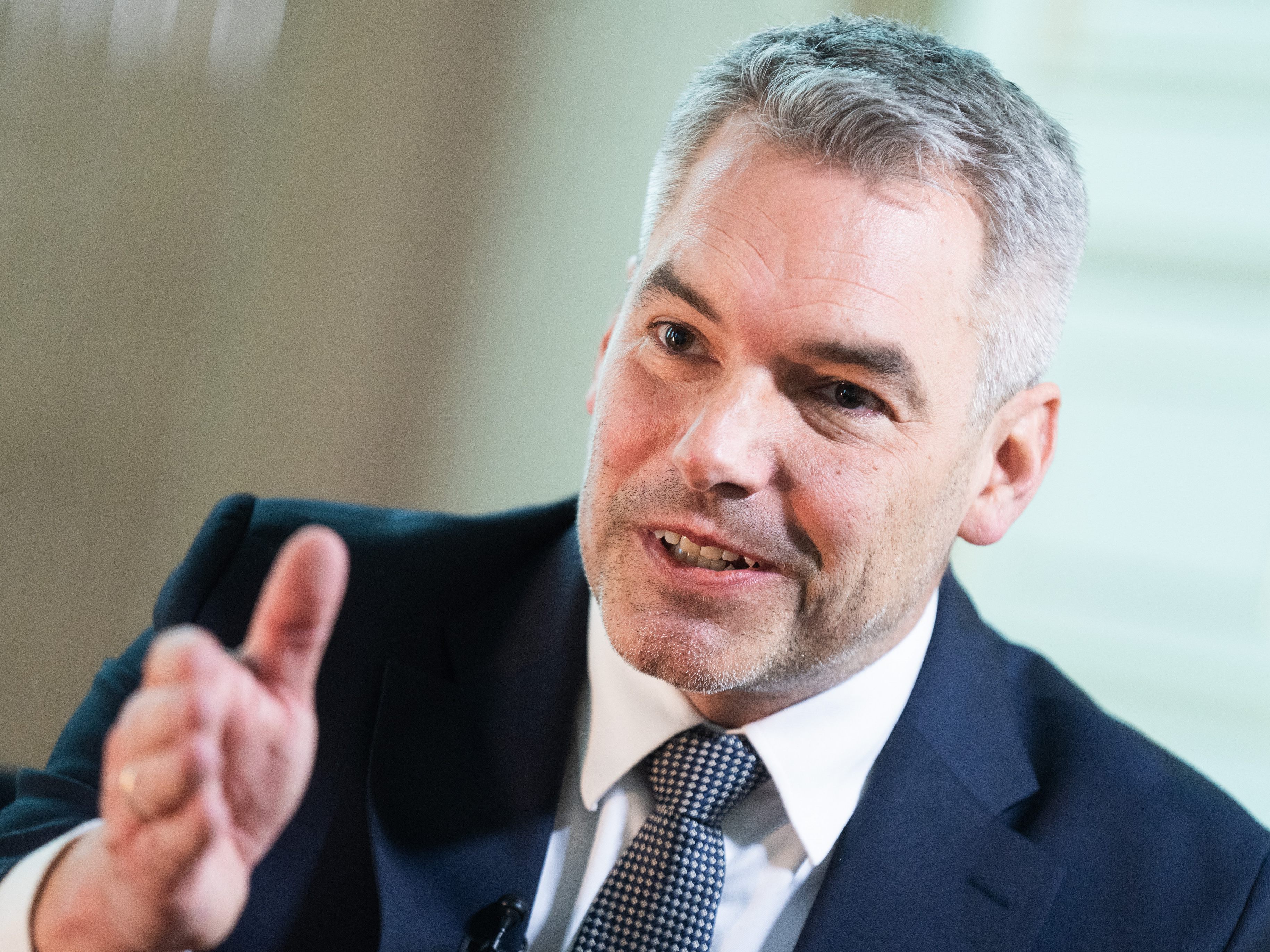 Nahmmer zur Impflicht: Nur mehr "Feinschliff" nach Begutachtung