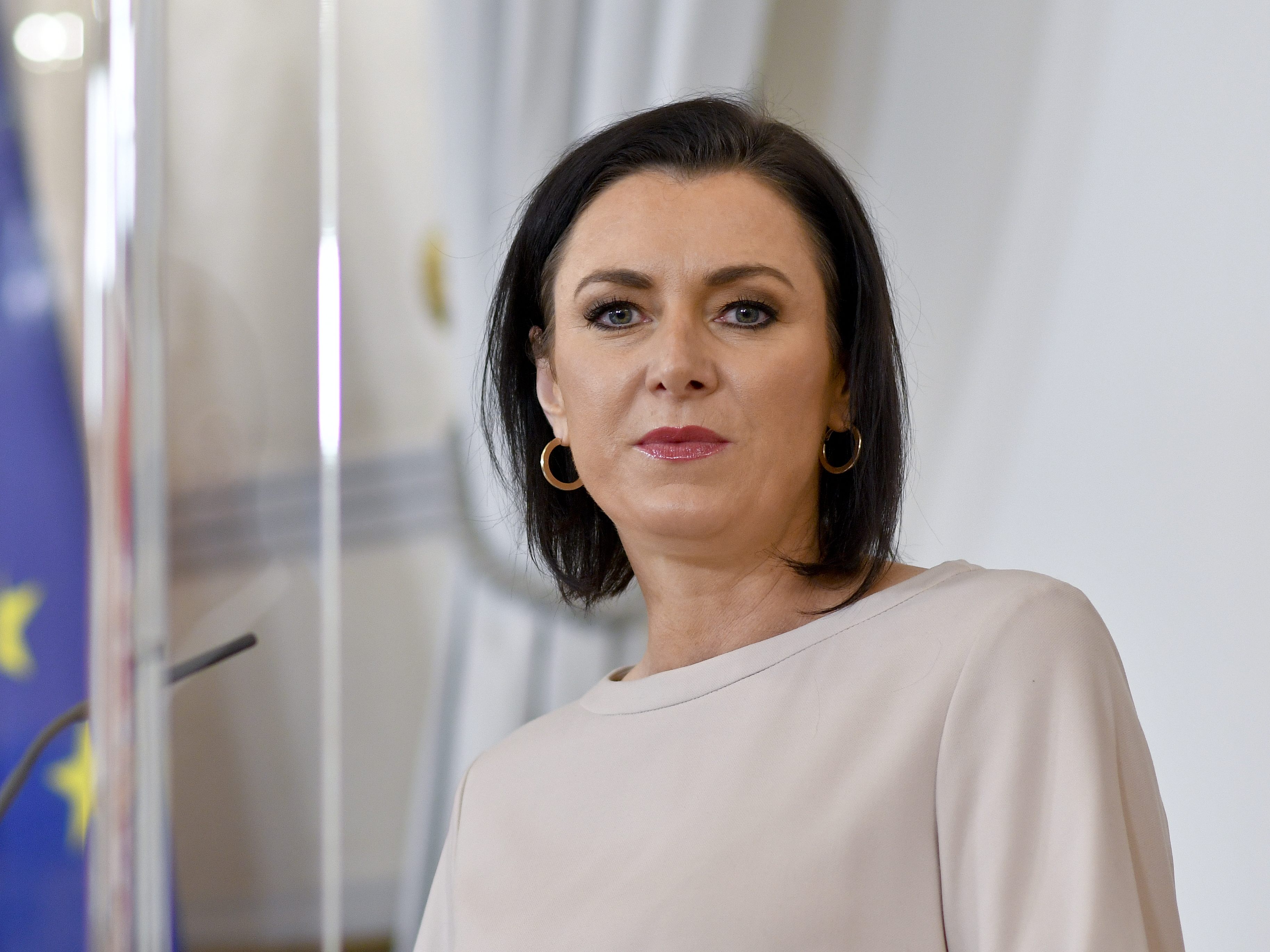 "Impfpflicht ist wie Gurtpflicht, beide retten Leben", so Elisabeth Köstinger. "Impfpflicht ist wie Gurtpflicht, beide retten Leben", so Elisabeth Köstinger.