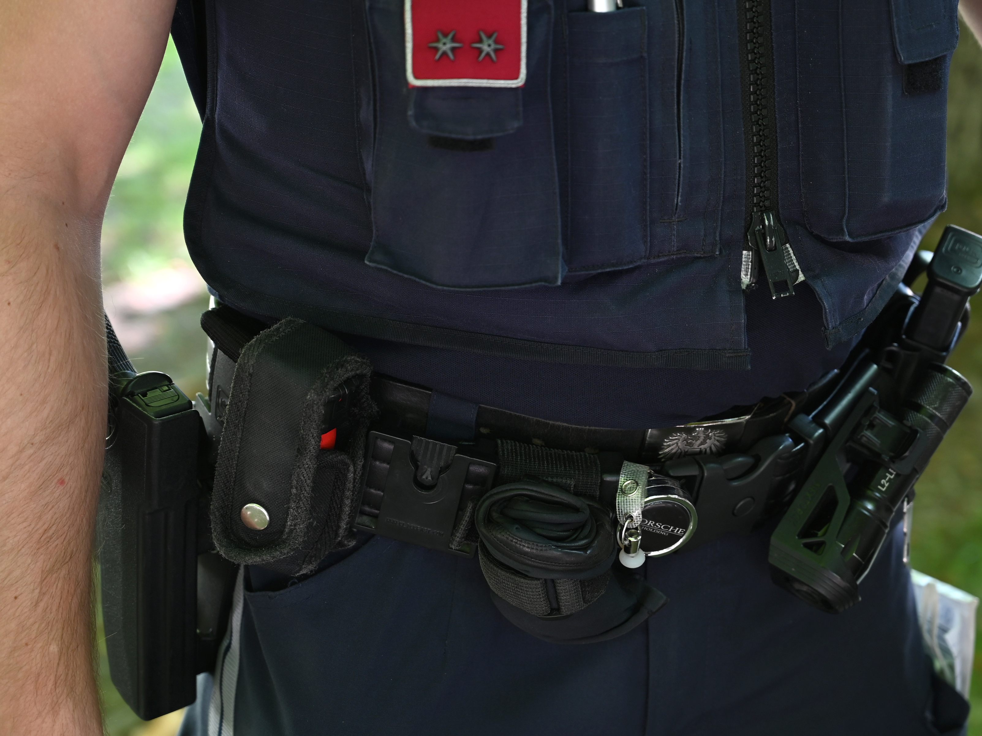 In Wien-Ottakring bedrohte ein 51-Jähriger seinen ehemaligen Vermieter mit dem Umbringen - Festnahme.