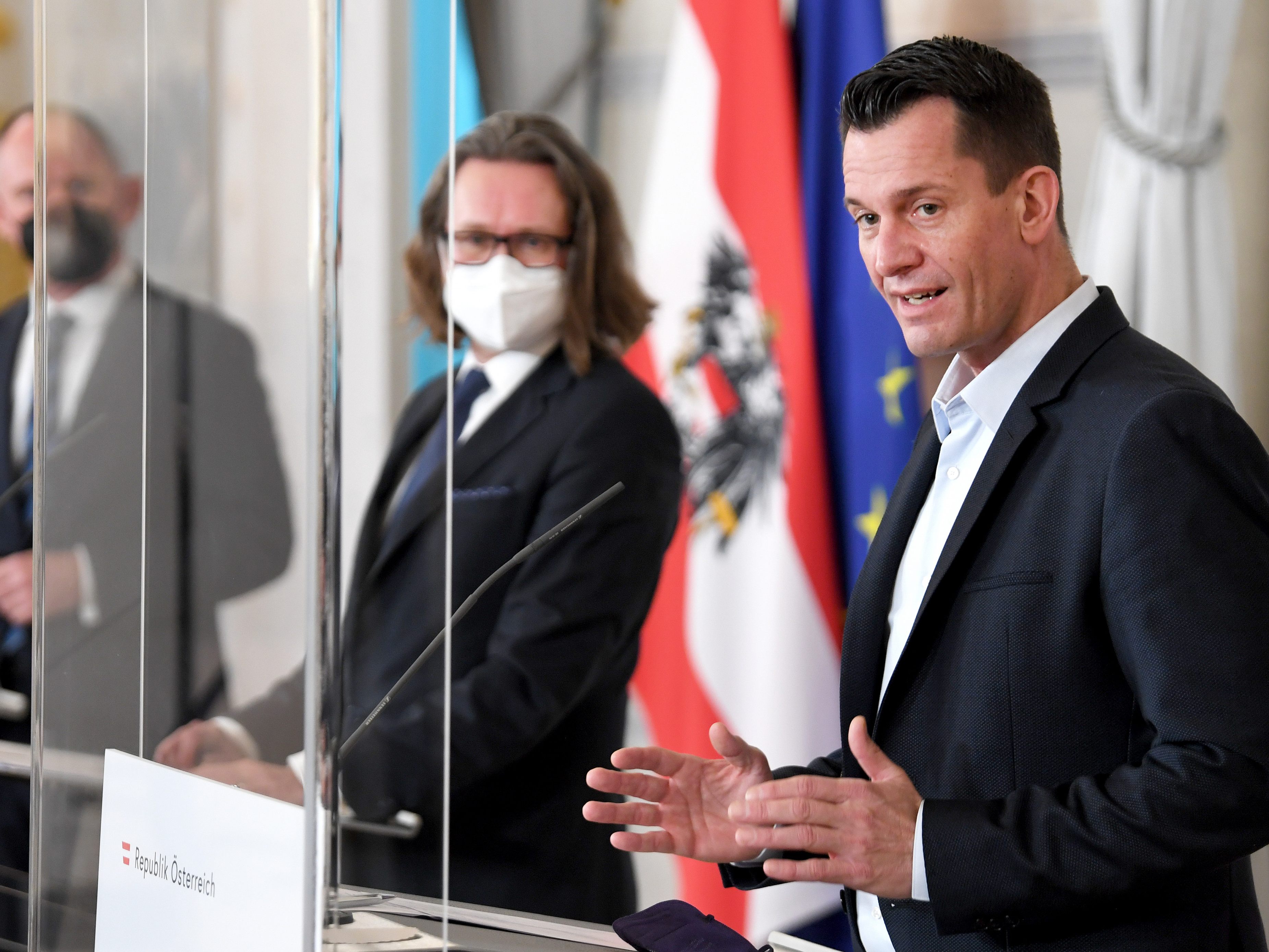 Vorerst keine strengeren Corona-Maßnahmen geplant.