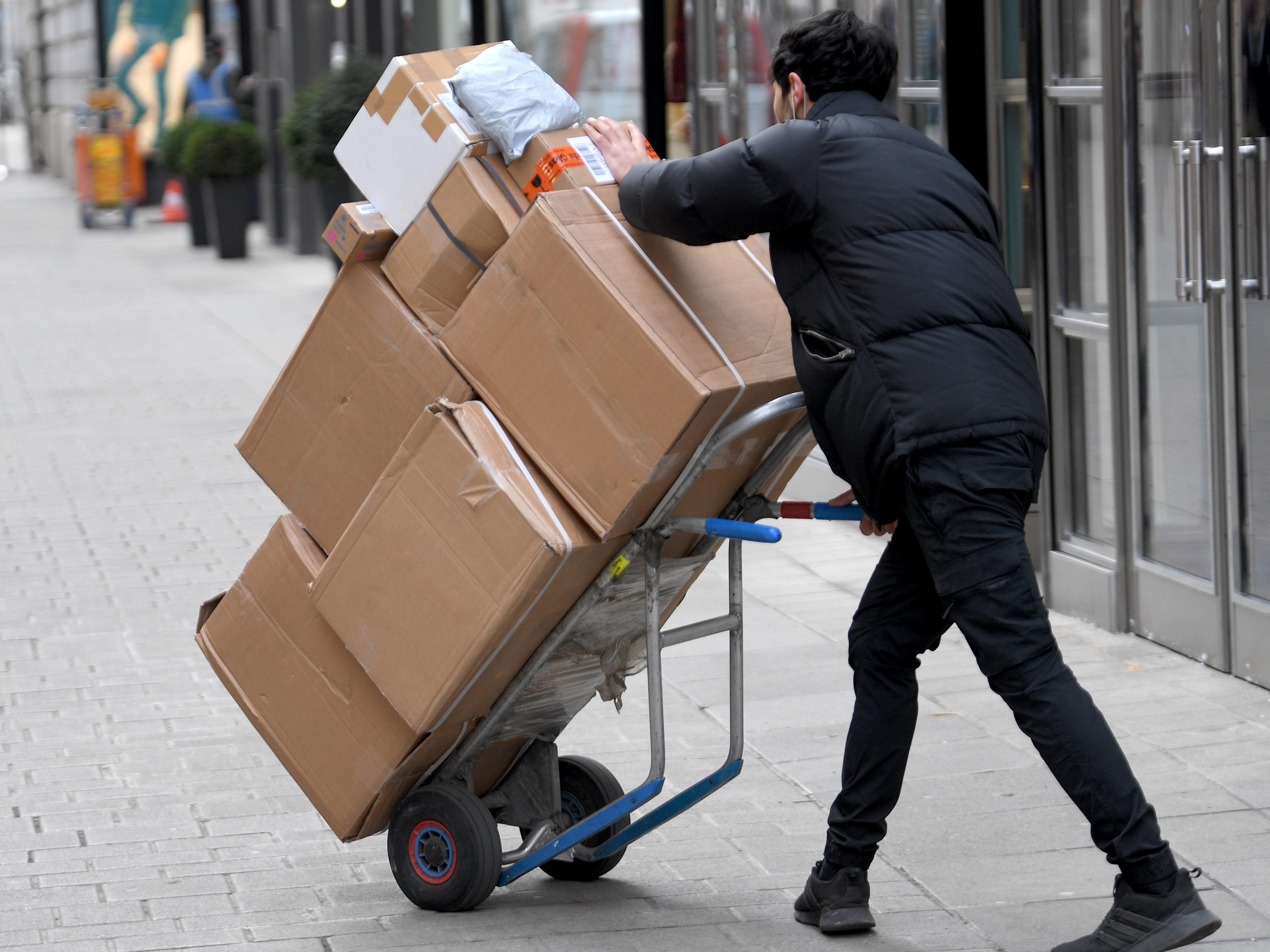 Die diesjährige Ausgabe des Festivals "Wienwoche" widmet sich "Fragen sozialer Ungerechtigkeiten und Ungleichheiten vor dem Hintergrund von Klimakrise, Pandemie und erodierender Solidarität".