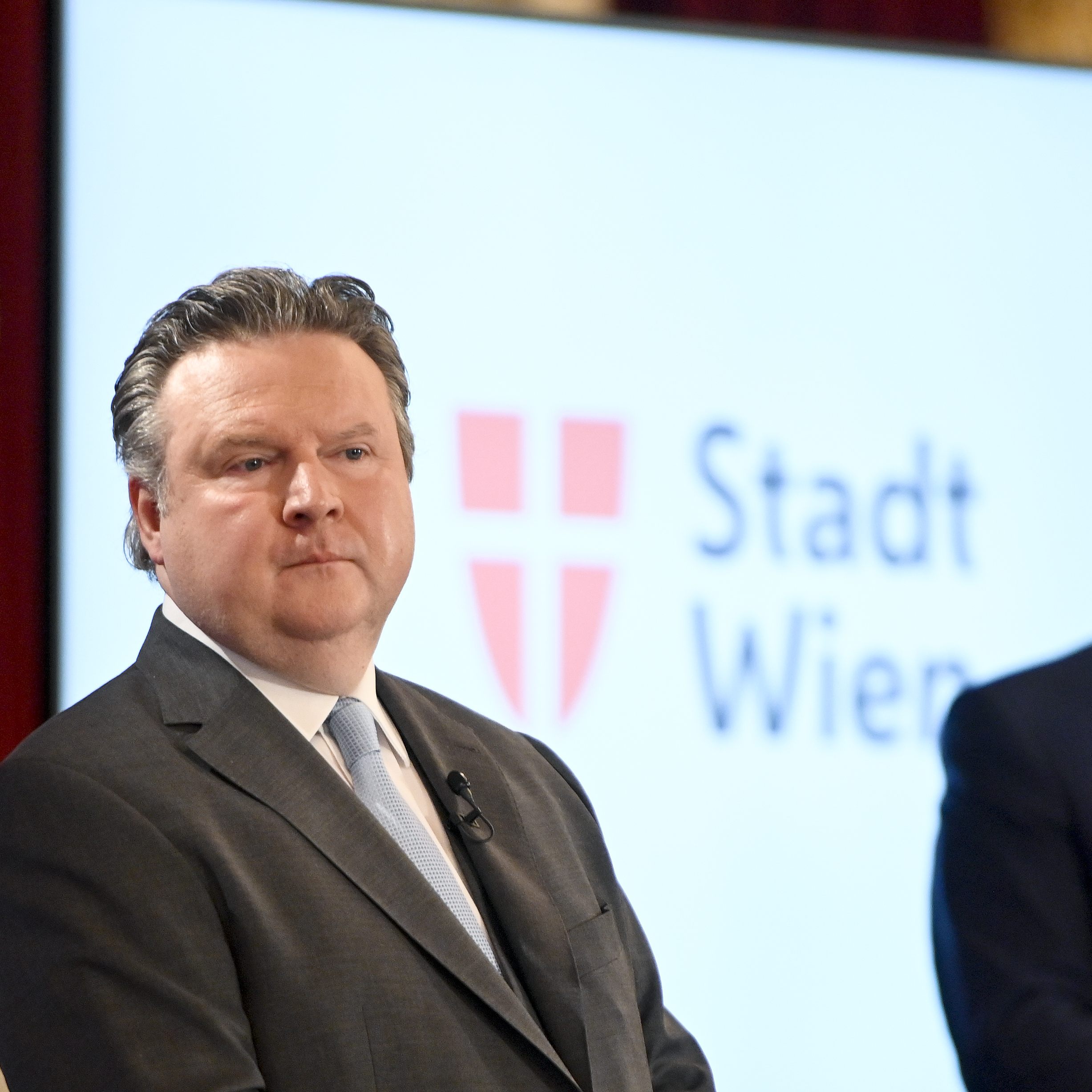 Die Stadt Wien unterzeichnete unter der Führung von Bürgermeister Michael Ludwig (SPÖ) unterschrieb mit der Wirtschaftskammer Wien unter der Leitung von Walter Ruck (ÖVP) eine "Zukunftsvereinbarung".
