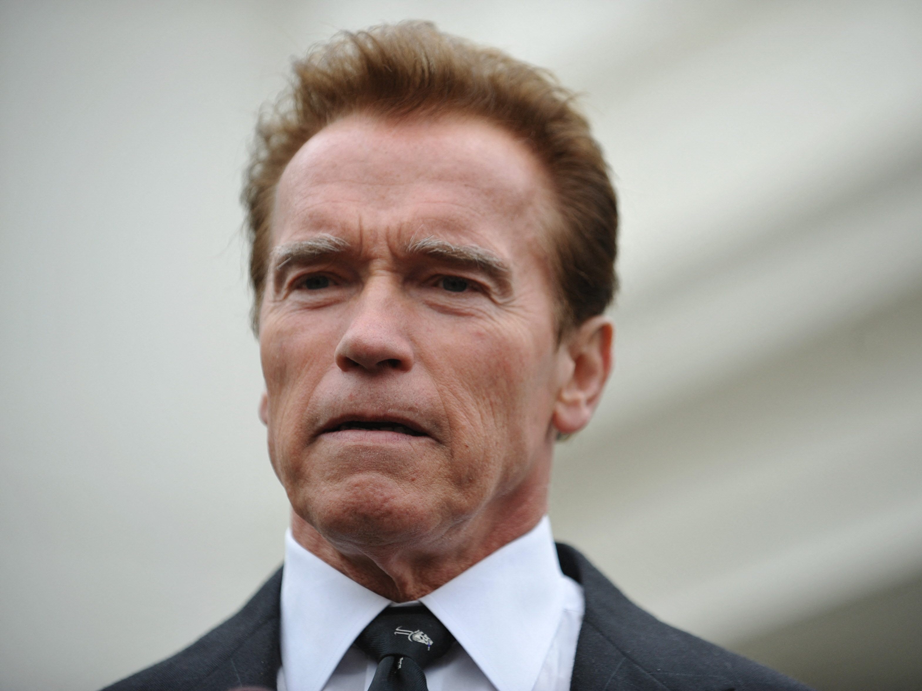 Schwarzenegger soll eine rote Ampel übersehen haben.