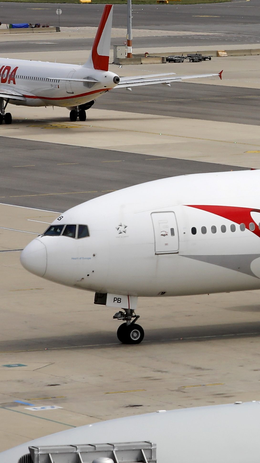 Flughafenchef Ofner hofft auf einen "Restart zu Ostern".