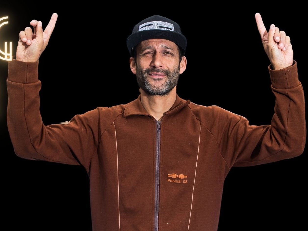 Herwig Bauer präsentiert am Samstag die neuen Poolbar-Headlliner! Herwig Bauer präsentiert am Samstag die neuen Poolbar-Headlliner!