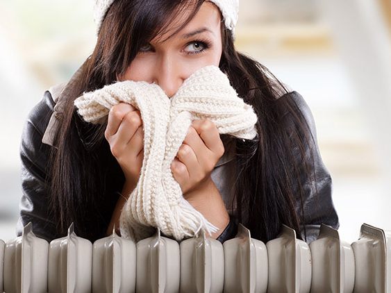 Die Energiepreise belasten die Haushalte stark. Tipps und Infos rund um Kosten und Preise finden Konsument:innen bei ihrer AK