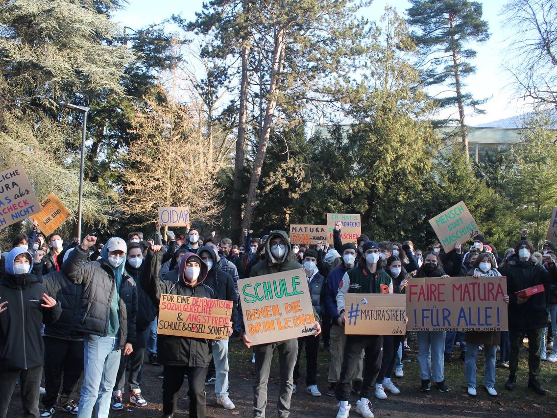 Gegen die mündliche Matura wird seitens der Schülerschaft gestreikt und demonstriert
