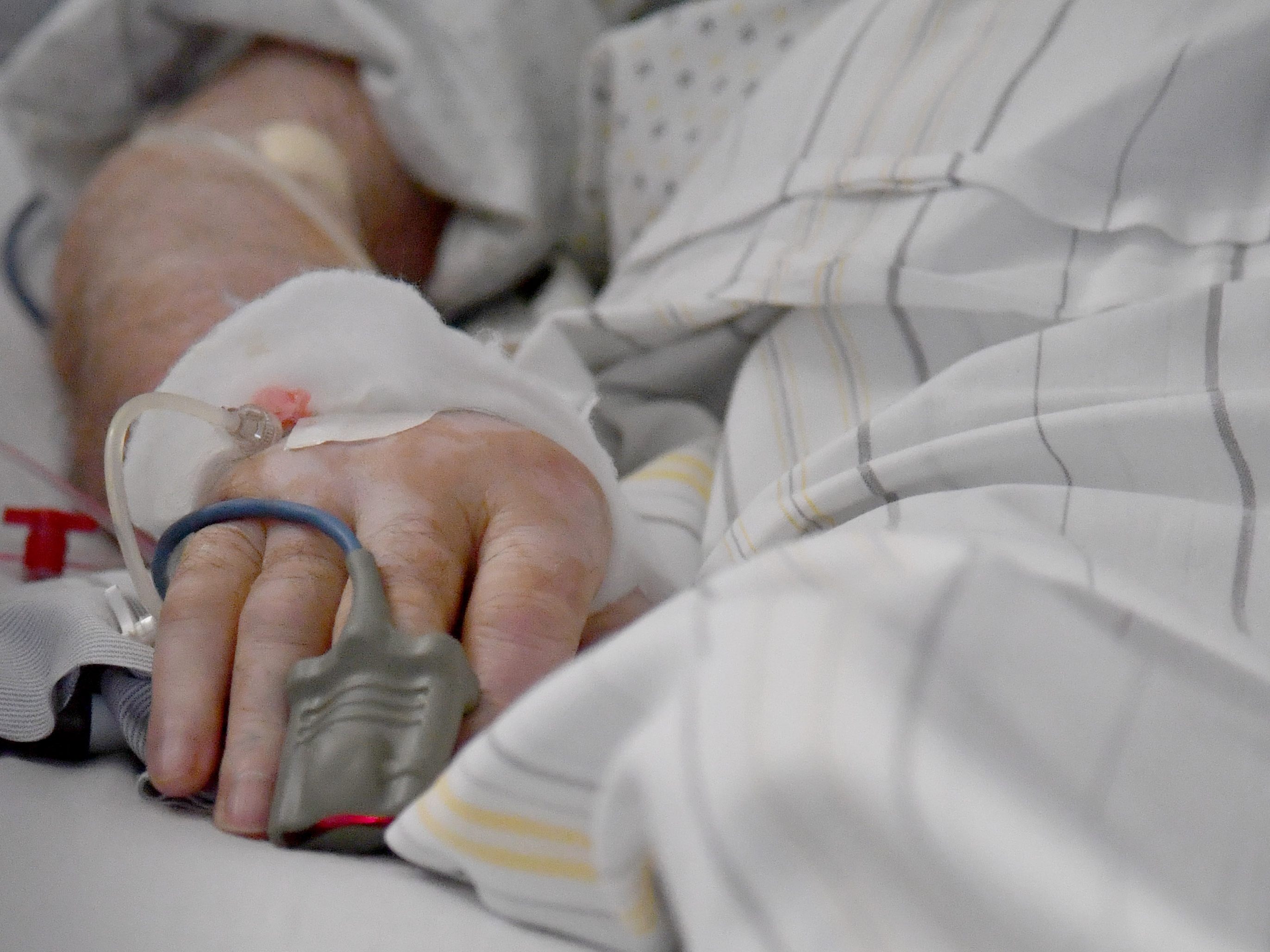 Der 87-Jährige war zweifach geimpft. Der 87-Jährige war zweifach geimpft.