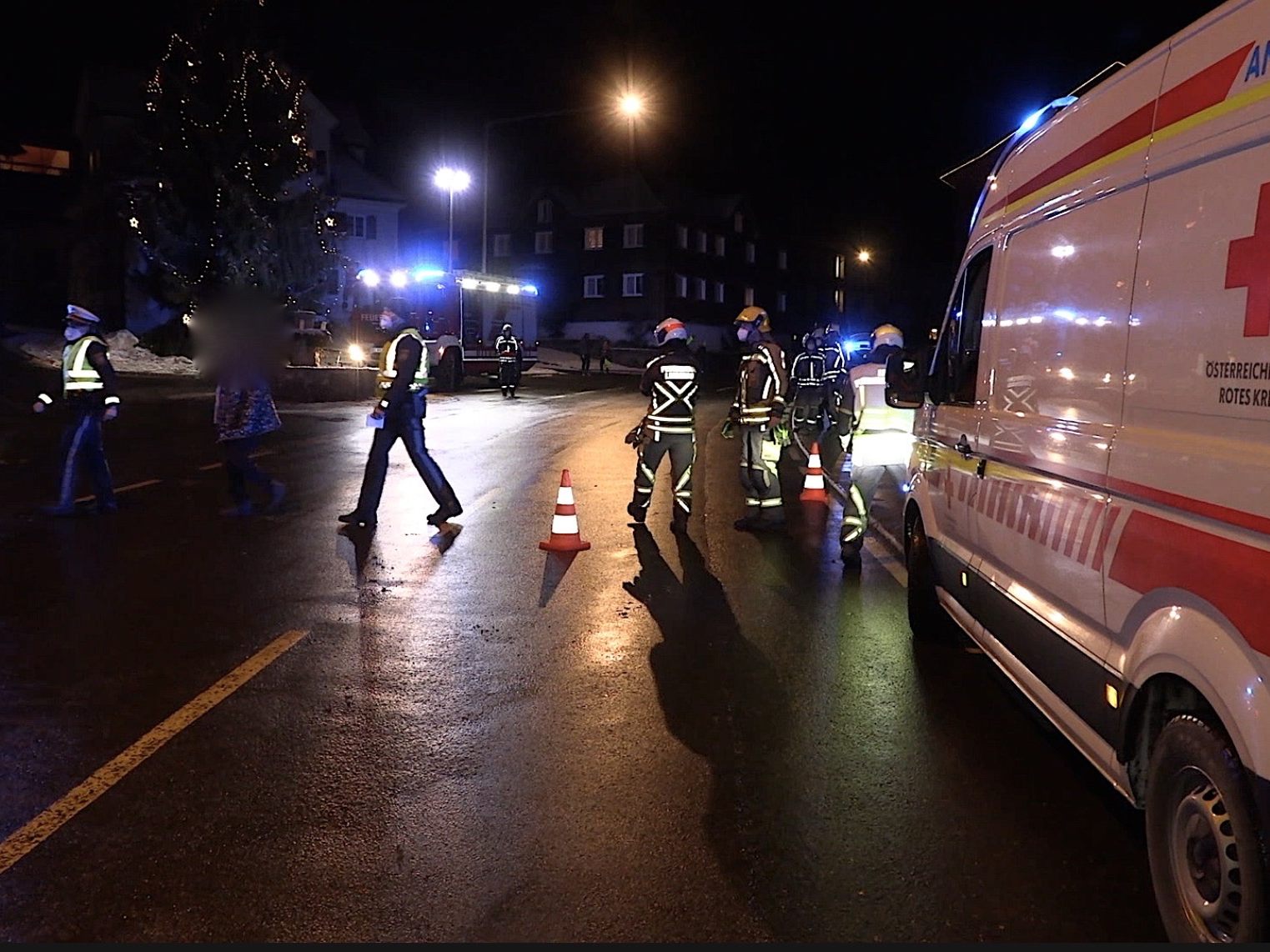 Die zwei Jugendlichen wurden bei dem Unfall verletzt.